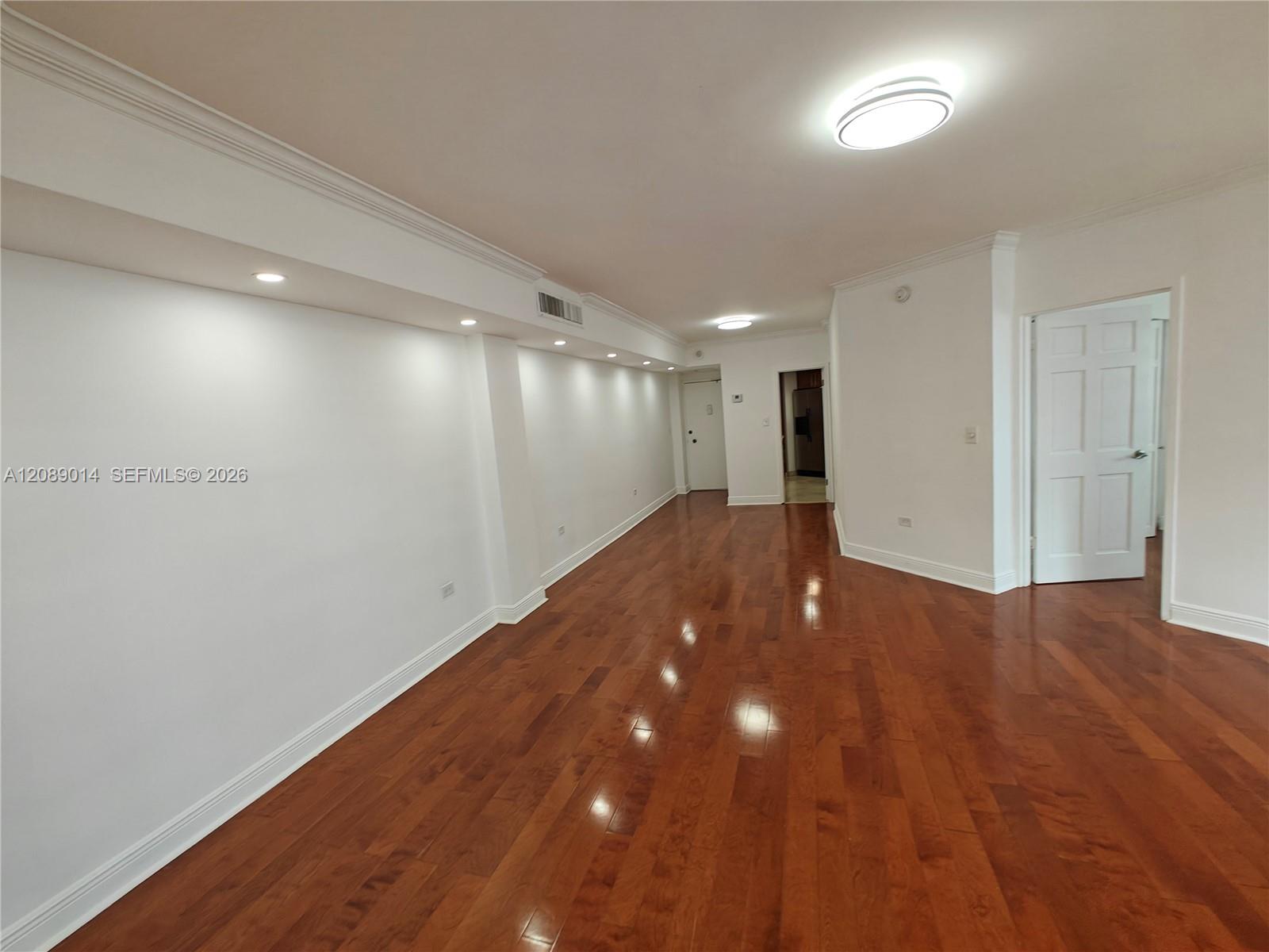 825 Brickell Bay Drive 651 Property Photo 16