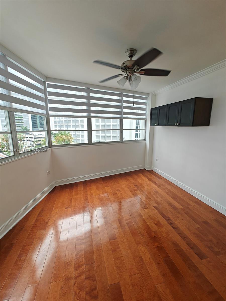 825 Brickell Bay Drive 651 Property Photo 18