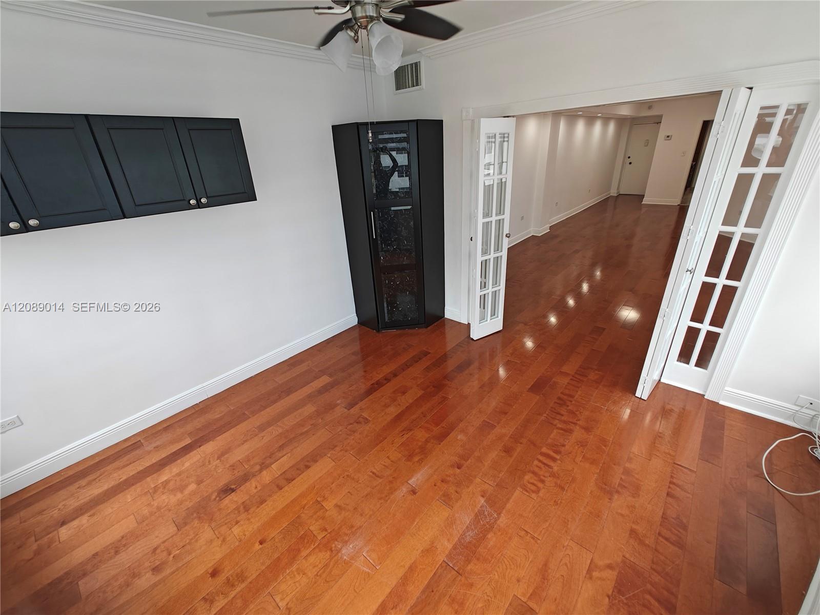825 Brickell Bay Drive 651 Property Photo 20