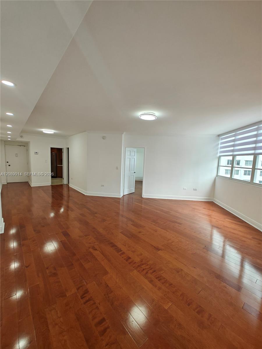 825 Brickell Bay Drive 651 Property Photo 23