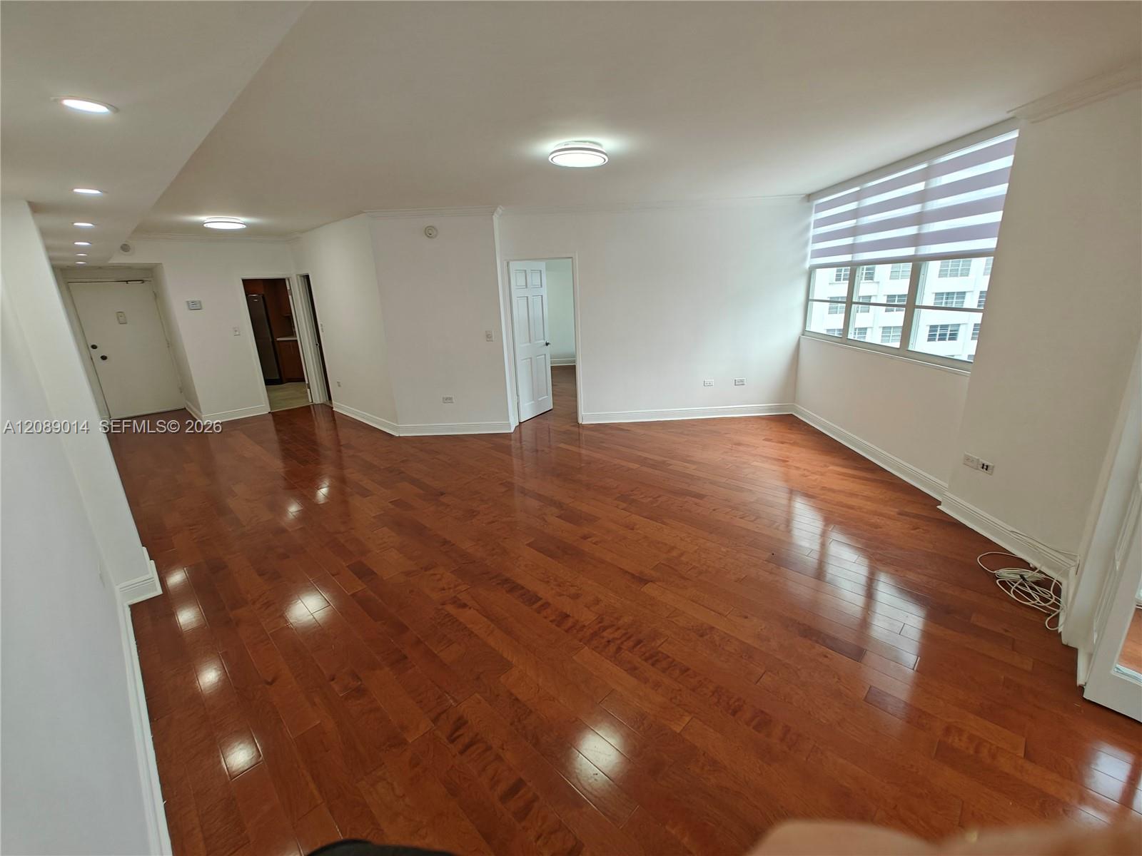 825 Brickell Bay Drive 651 Property Photo 24