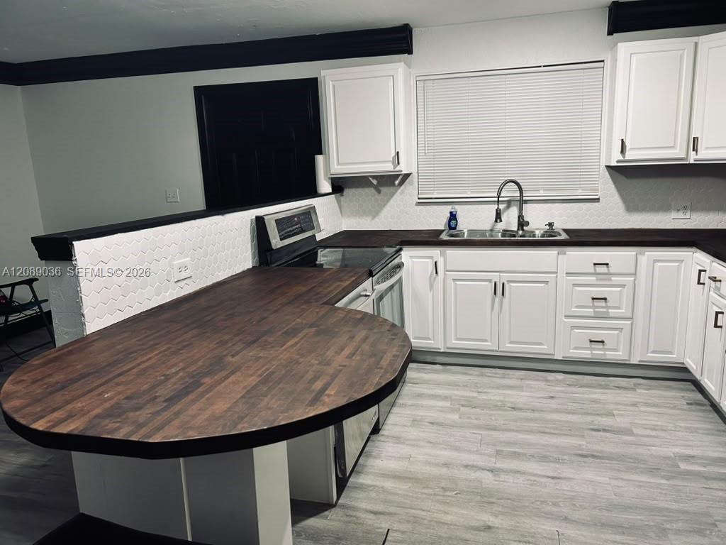 A12089036 Property Photo 3