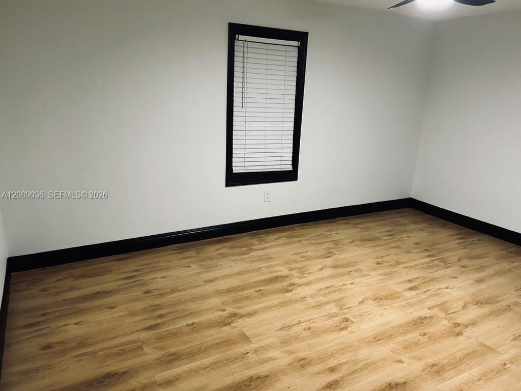 A12089036 Property Photo 46