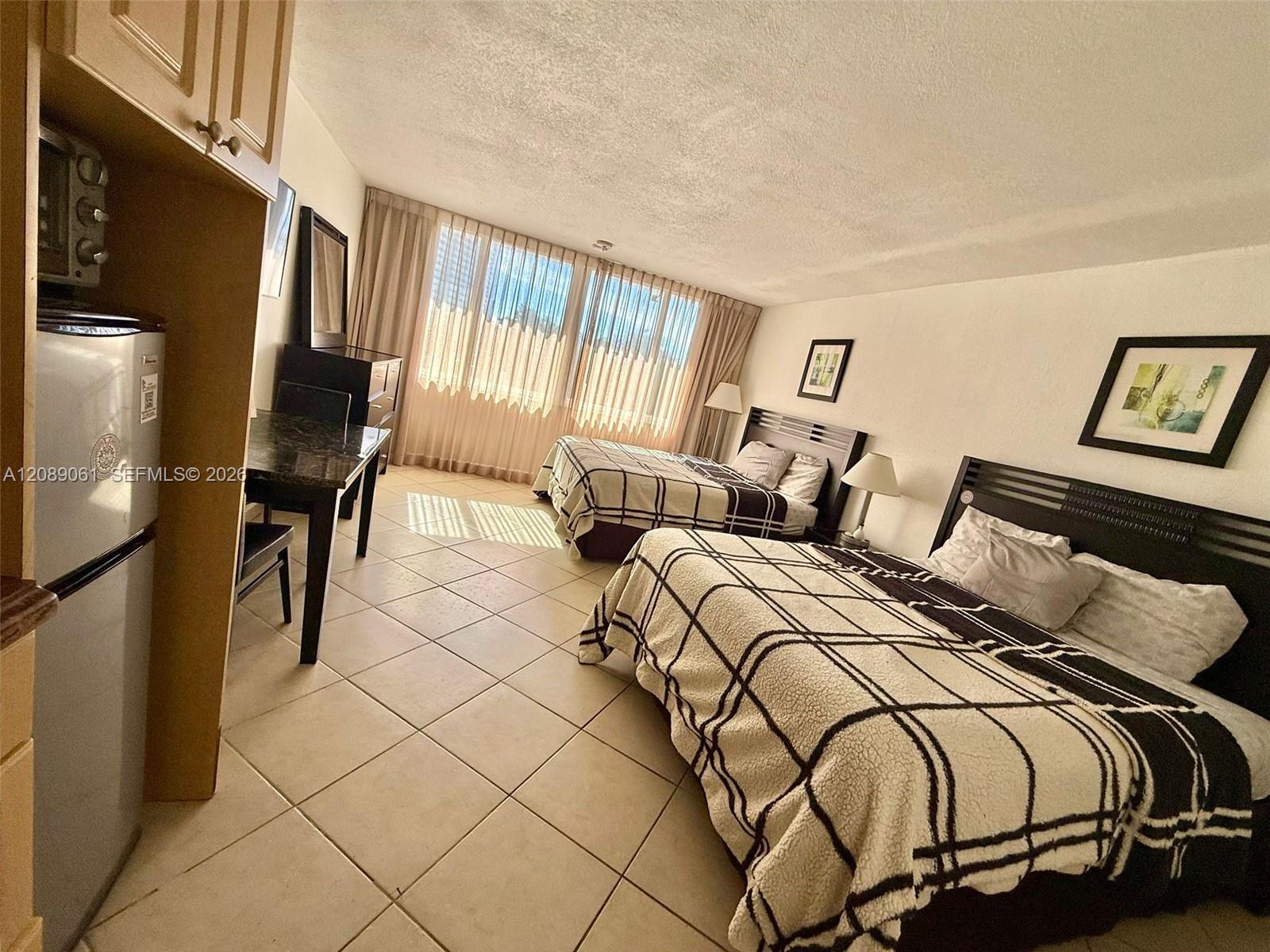19201 Collins Avenue 241 Property Photo 6