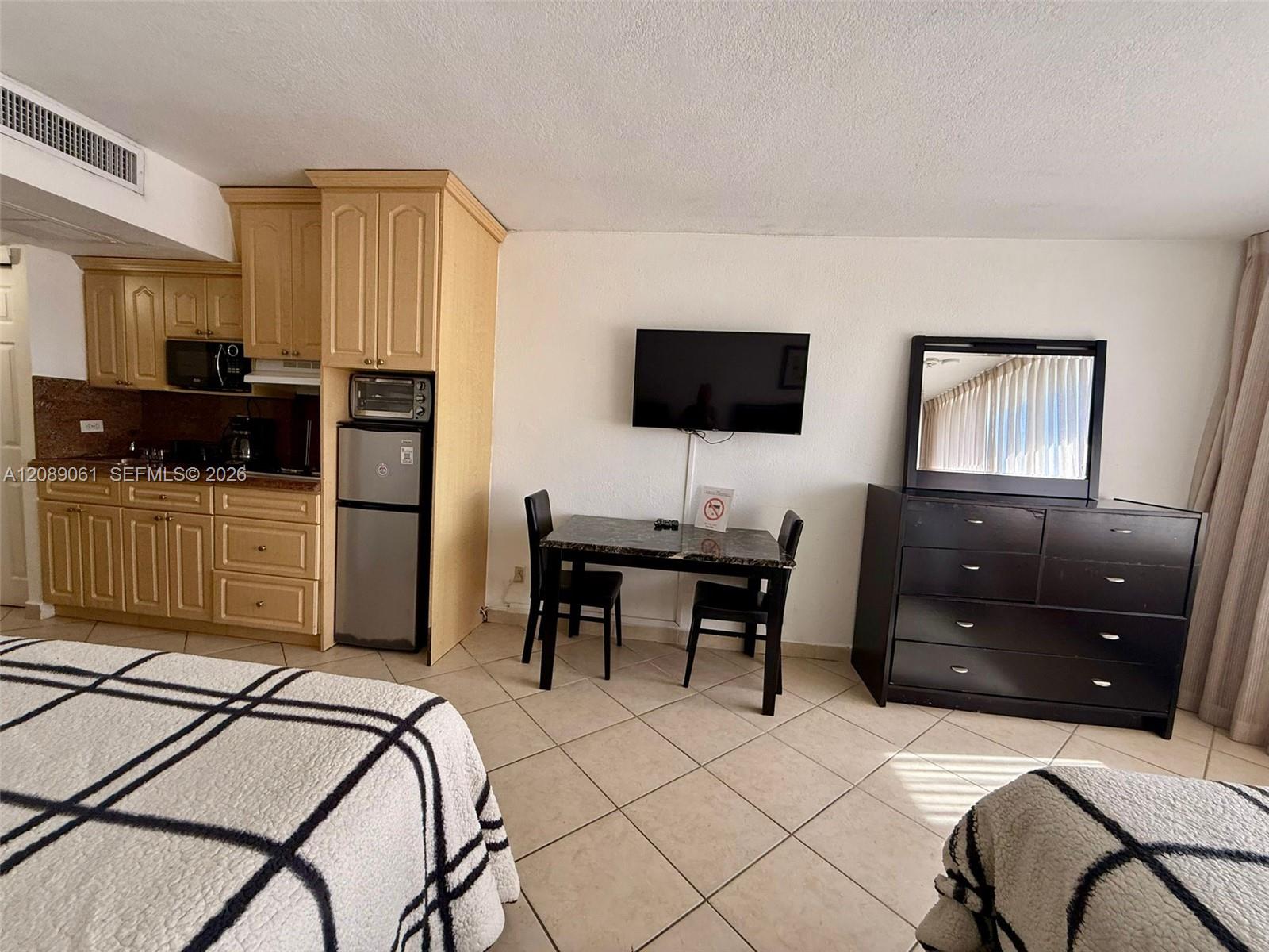 19201 Collins Avenue 241 Property Photo 13