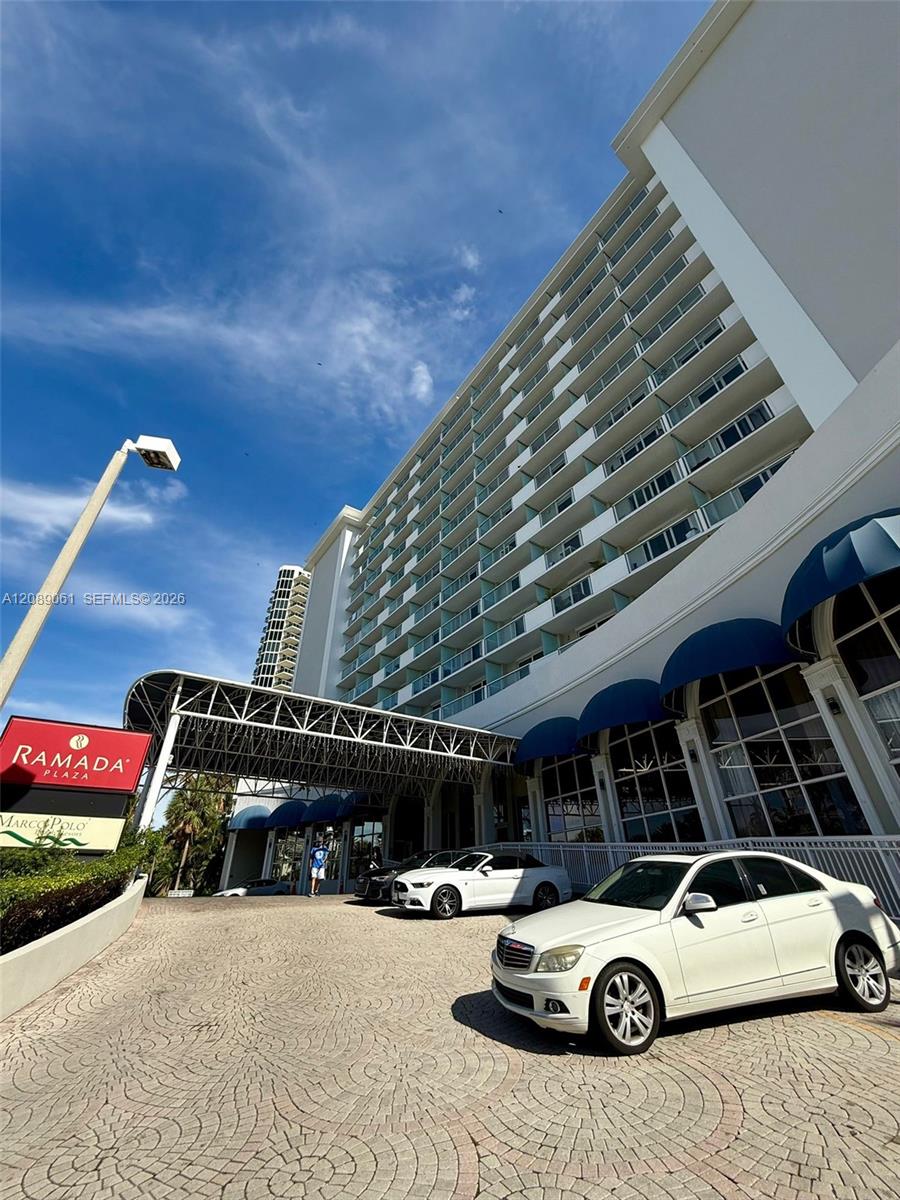 19201 Collins Avenue 241 Property Photo 18