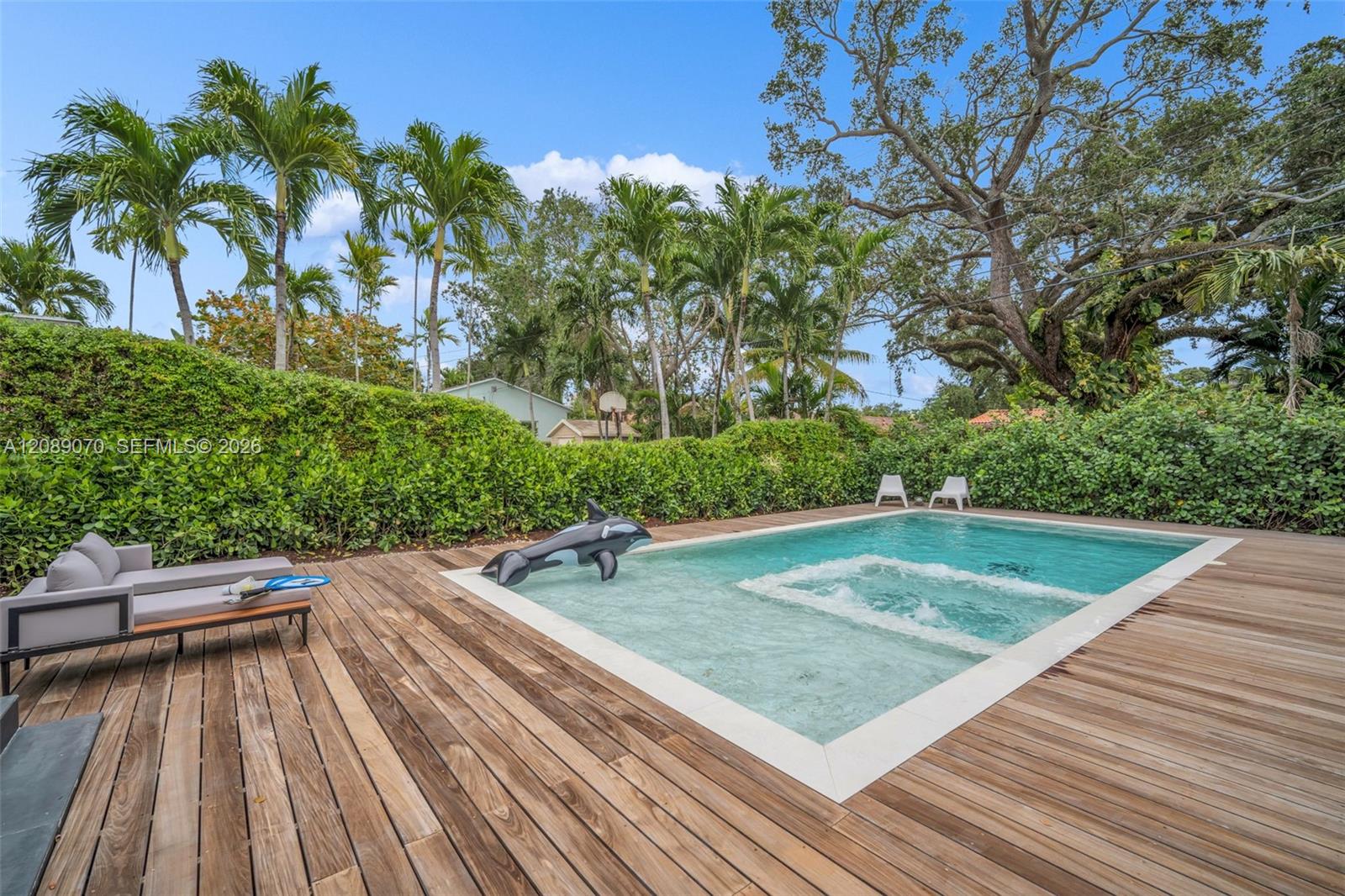 1430 Sw 18th Street Property Photo 5