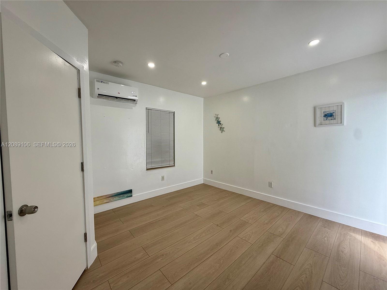 A12089106 Property Photo 2