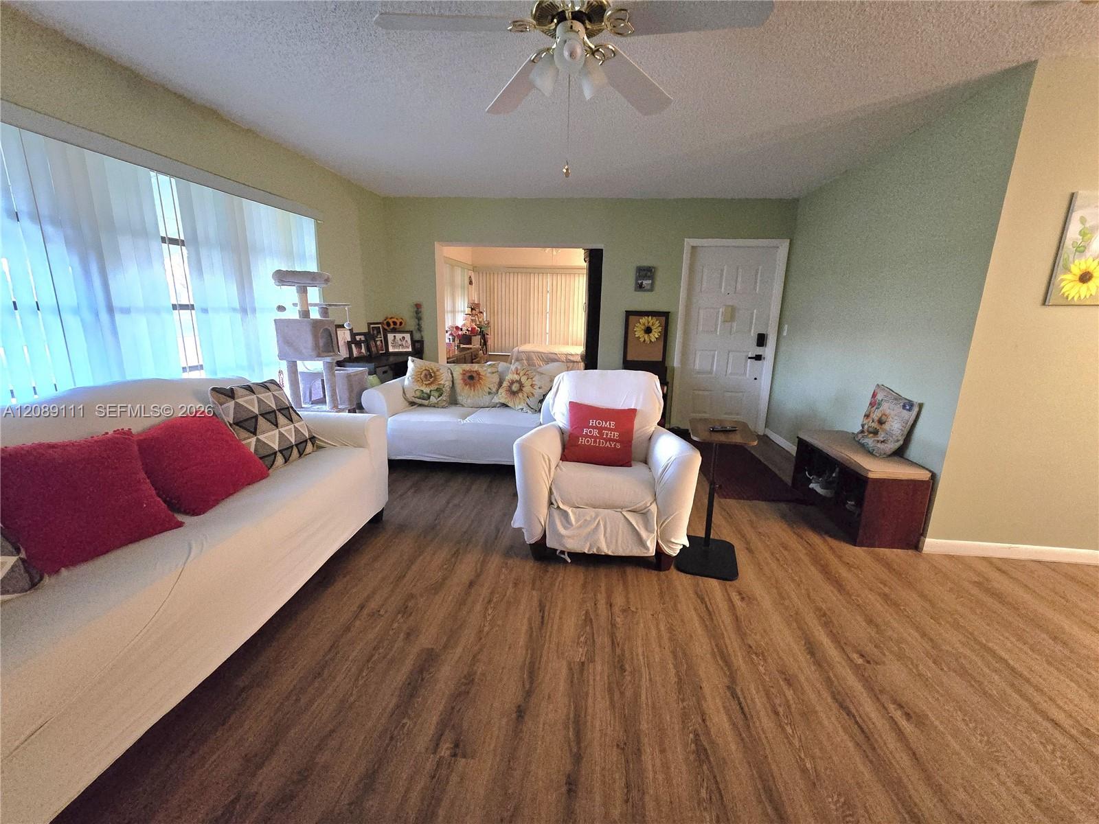 5162 Lakefront Boulevard D Property Photo 2