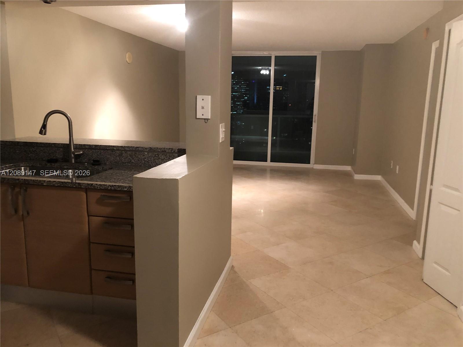2101 Brickell Avenue 2703 Property Photo 2