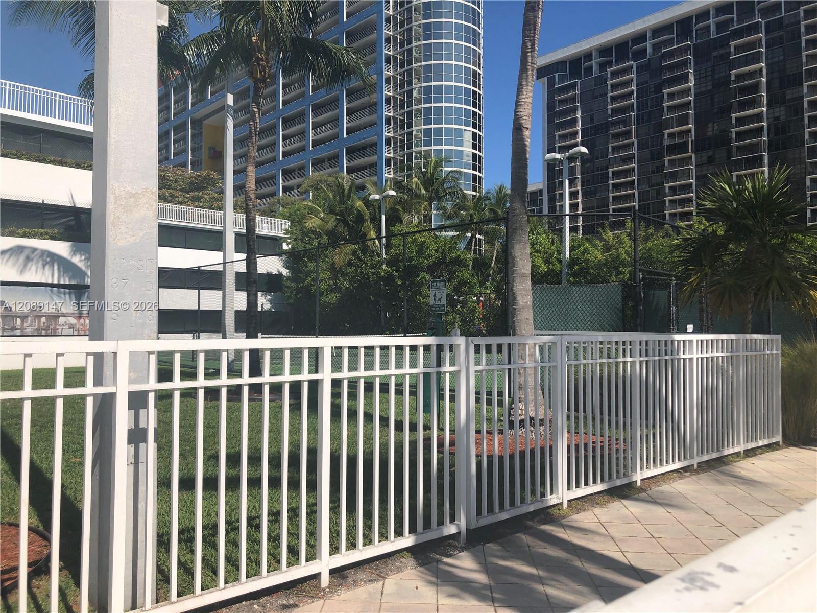 2101 Brickell Avenue 2703 Property Photo 16