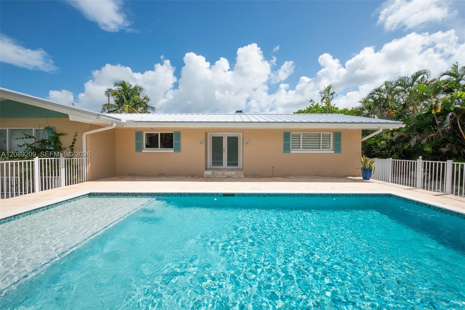 5885 Pine Tree Property Photo 42