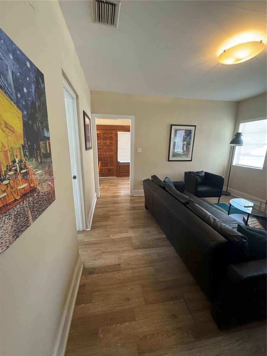 A12089336 Property Photo 14