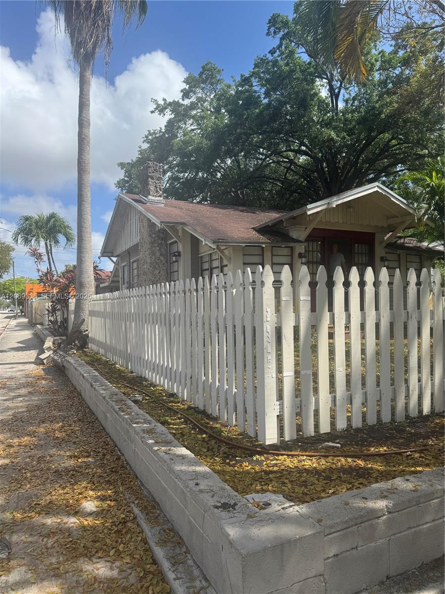 A12089336 Property Photo 15
