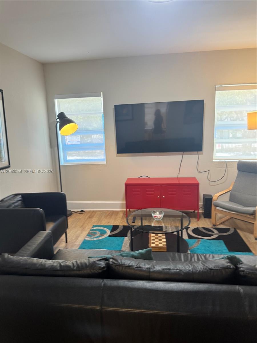 A12089336 Property Photo 25