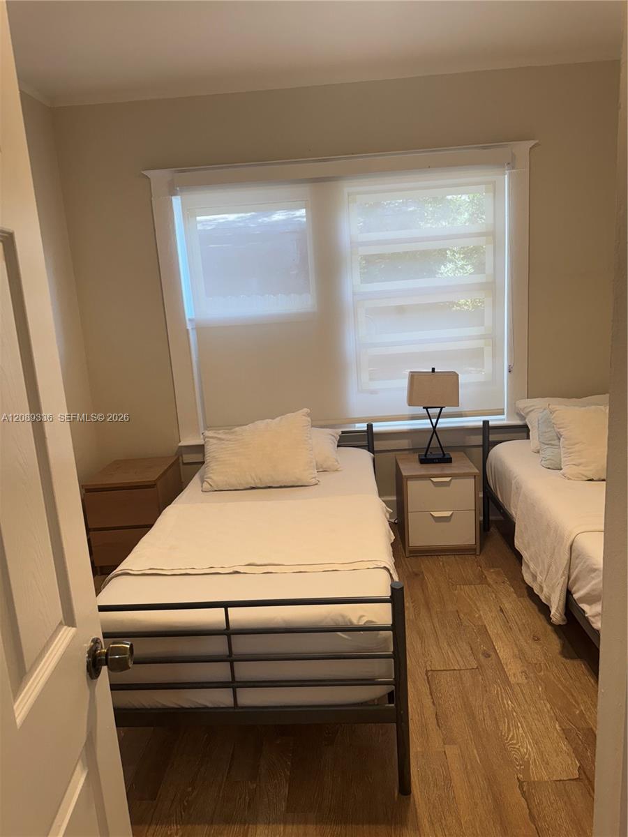A12089336 Property Photo 30