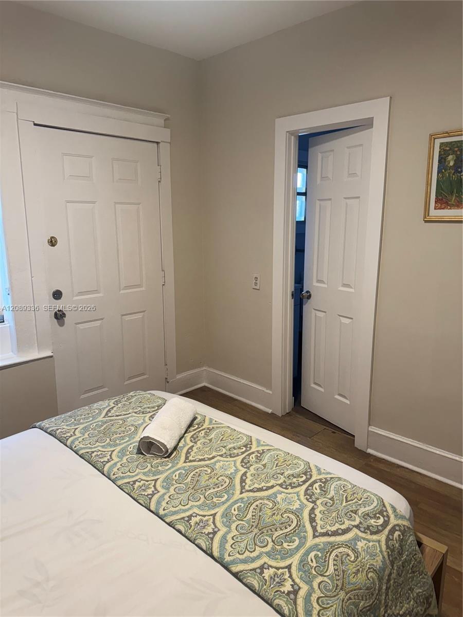 A12089336 Property Photo 39
