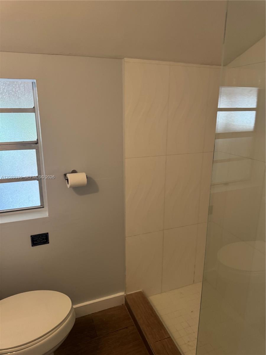 A12089336 Property Photo 41