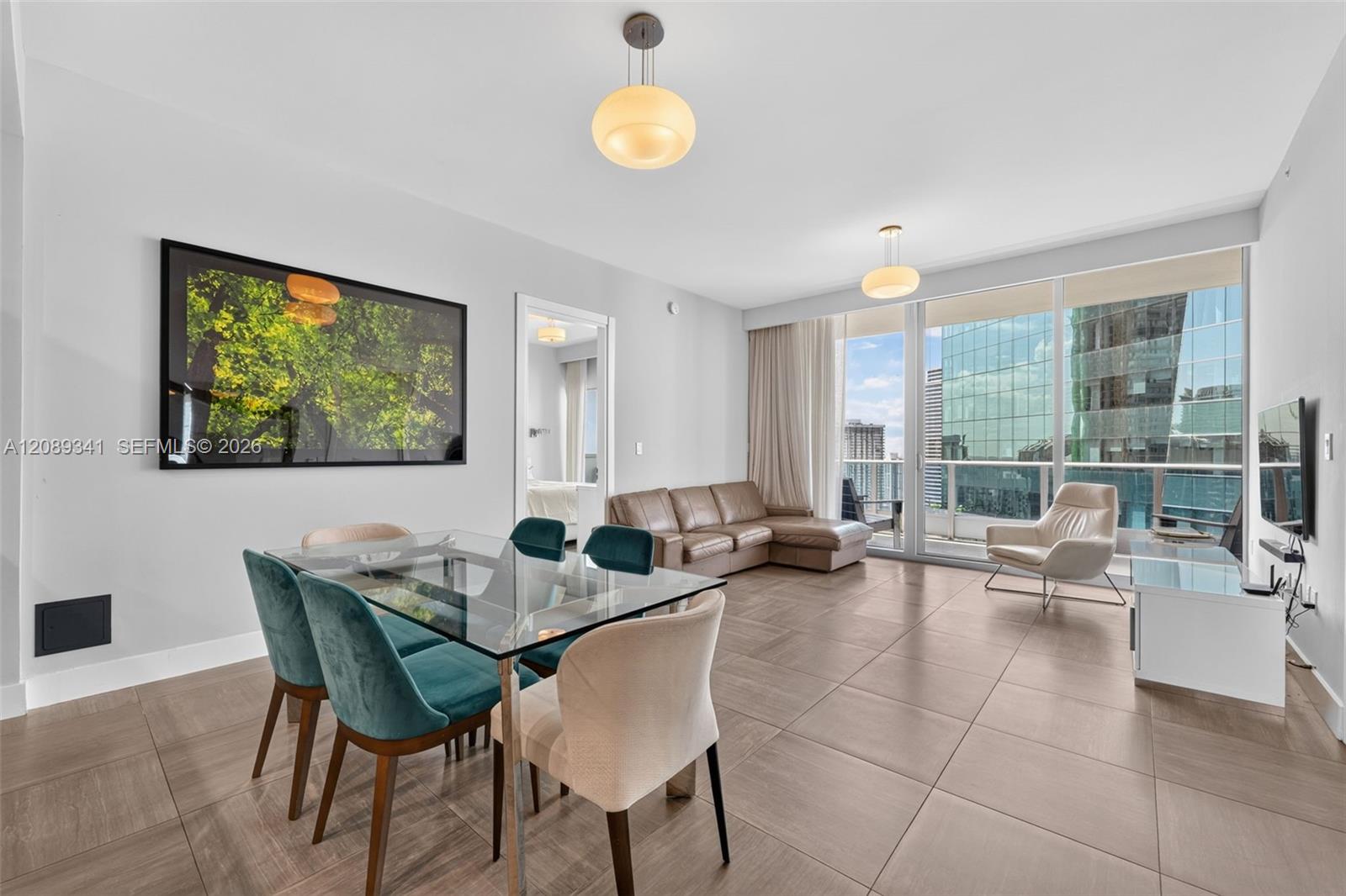 200 Biscayne Boulevard Way 4711 Property Photo 3