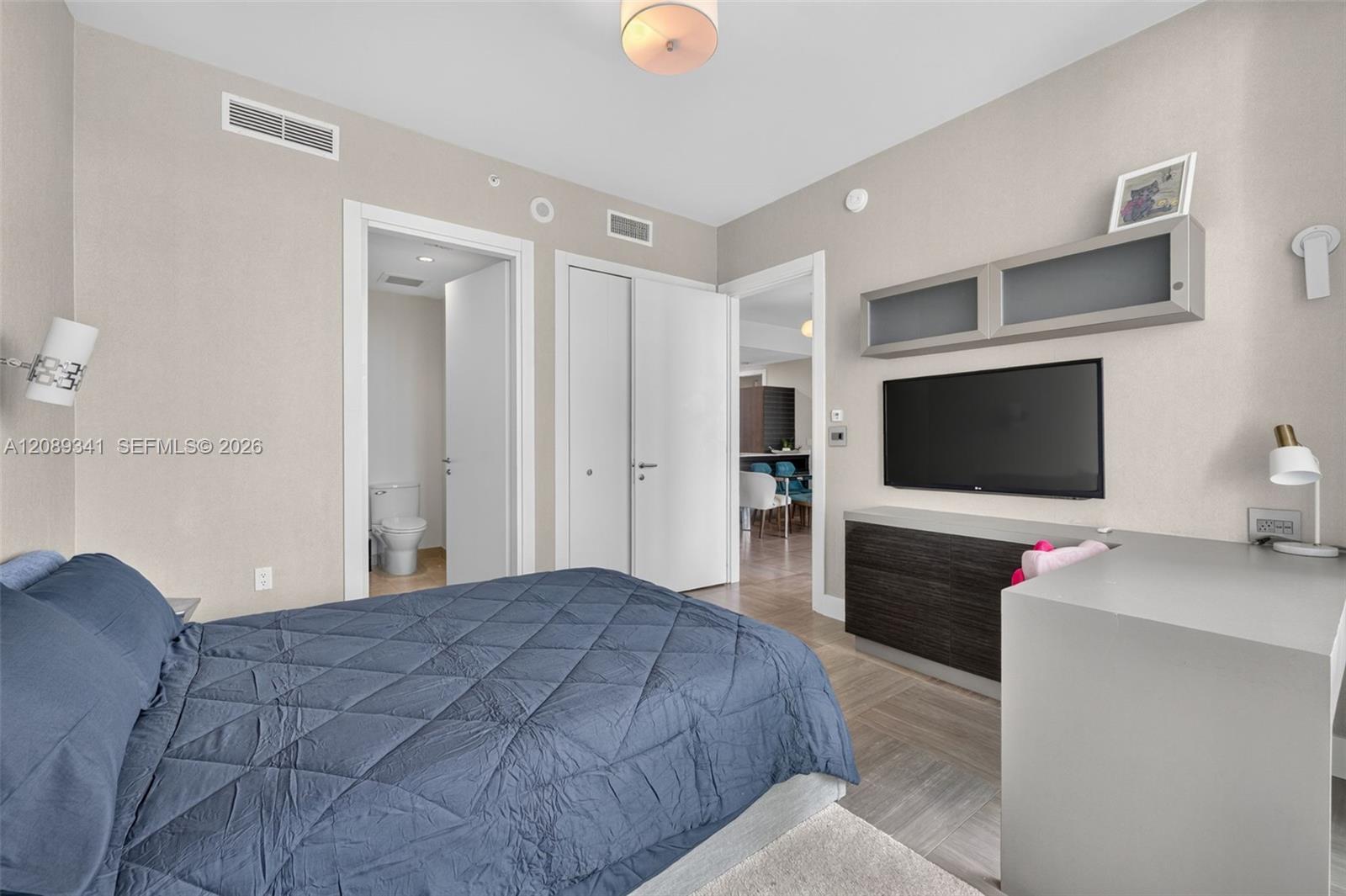 200 Biscayne Boulevard Way 4711 Property Photo 15