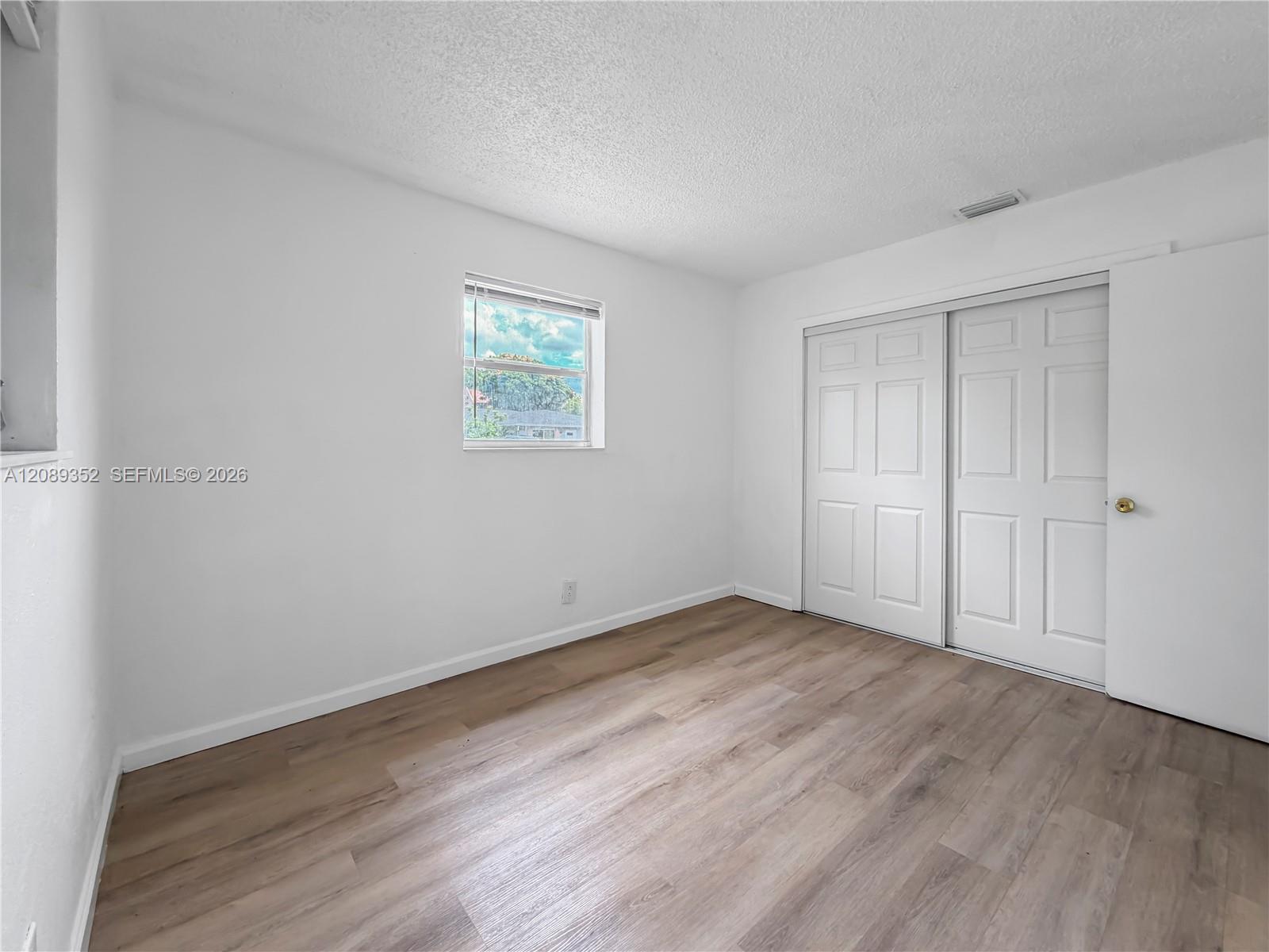 A12089352 Property Photo 16