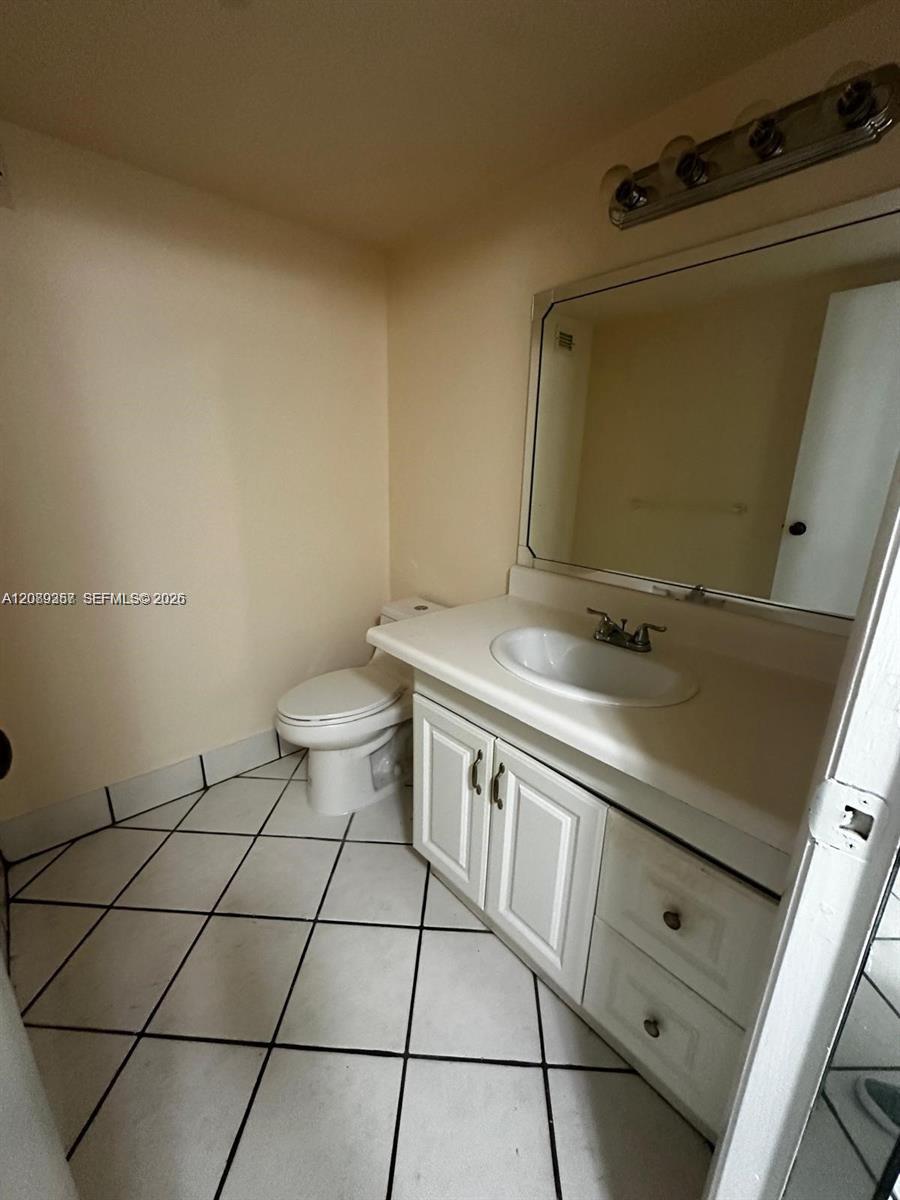 A12089357 Property Photo 2