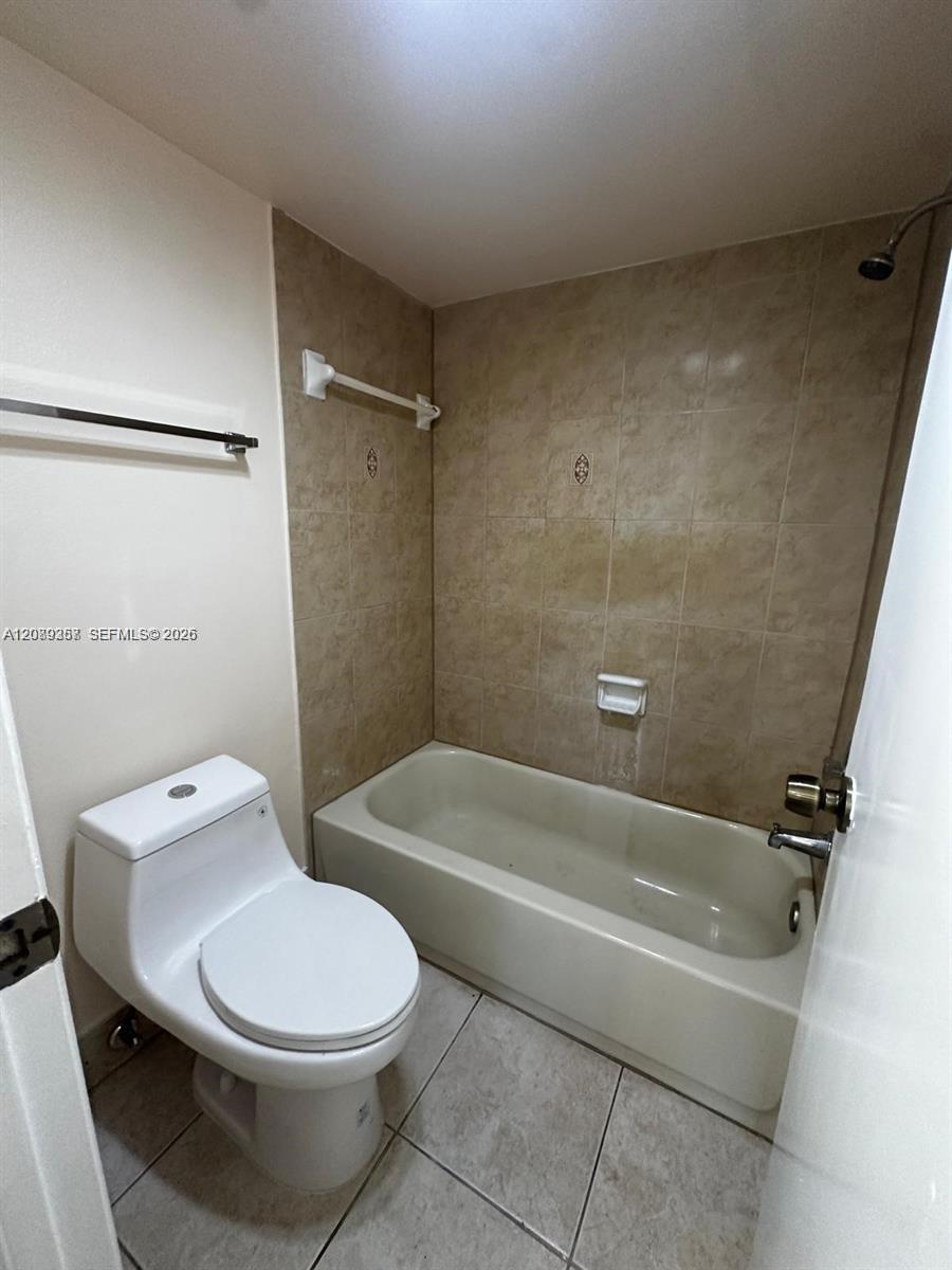 A12089357 Property Photo 8
