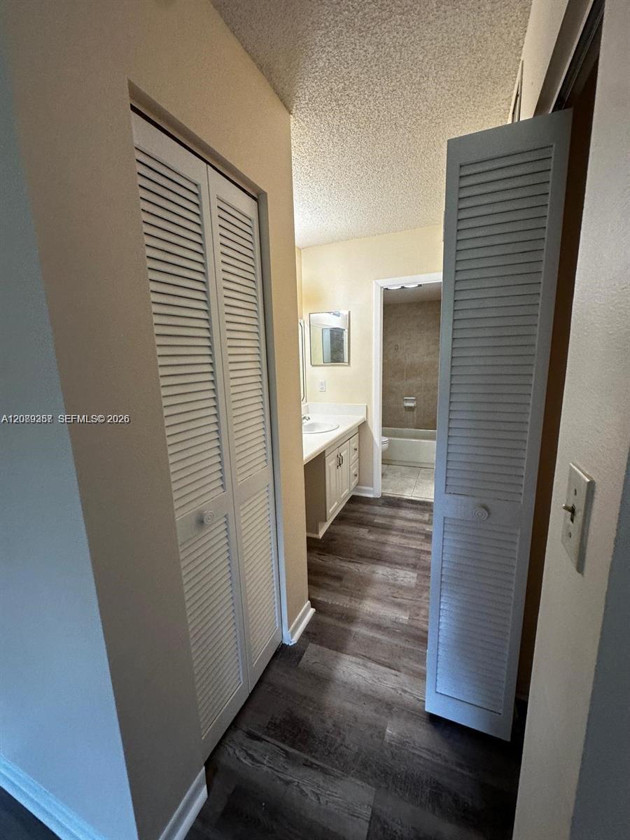 A12089357 Property Photo 11