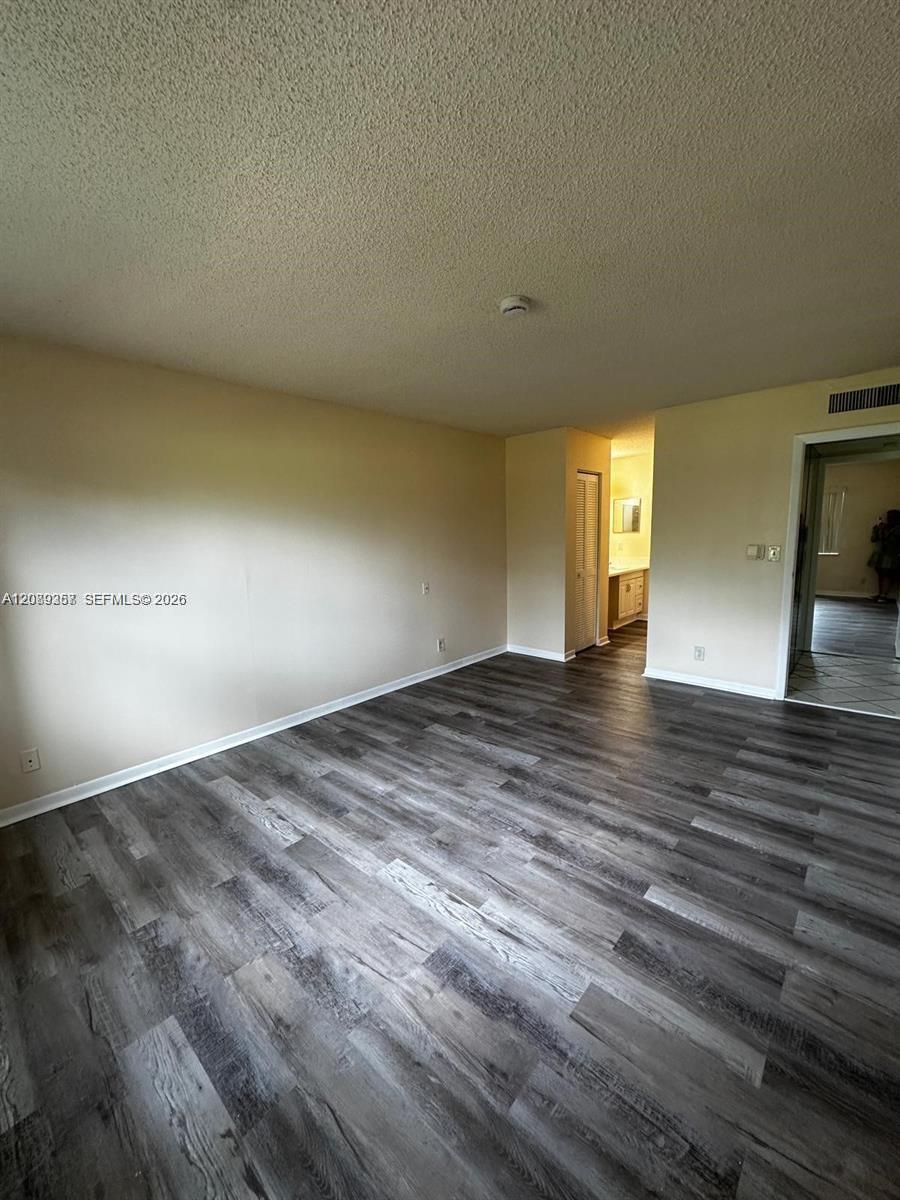 A12089357 Property Photo 13