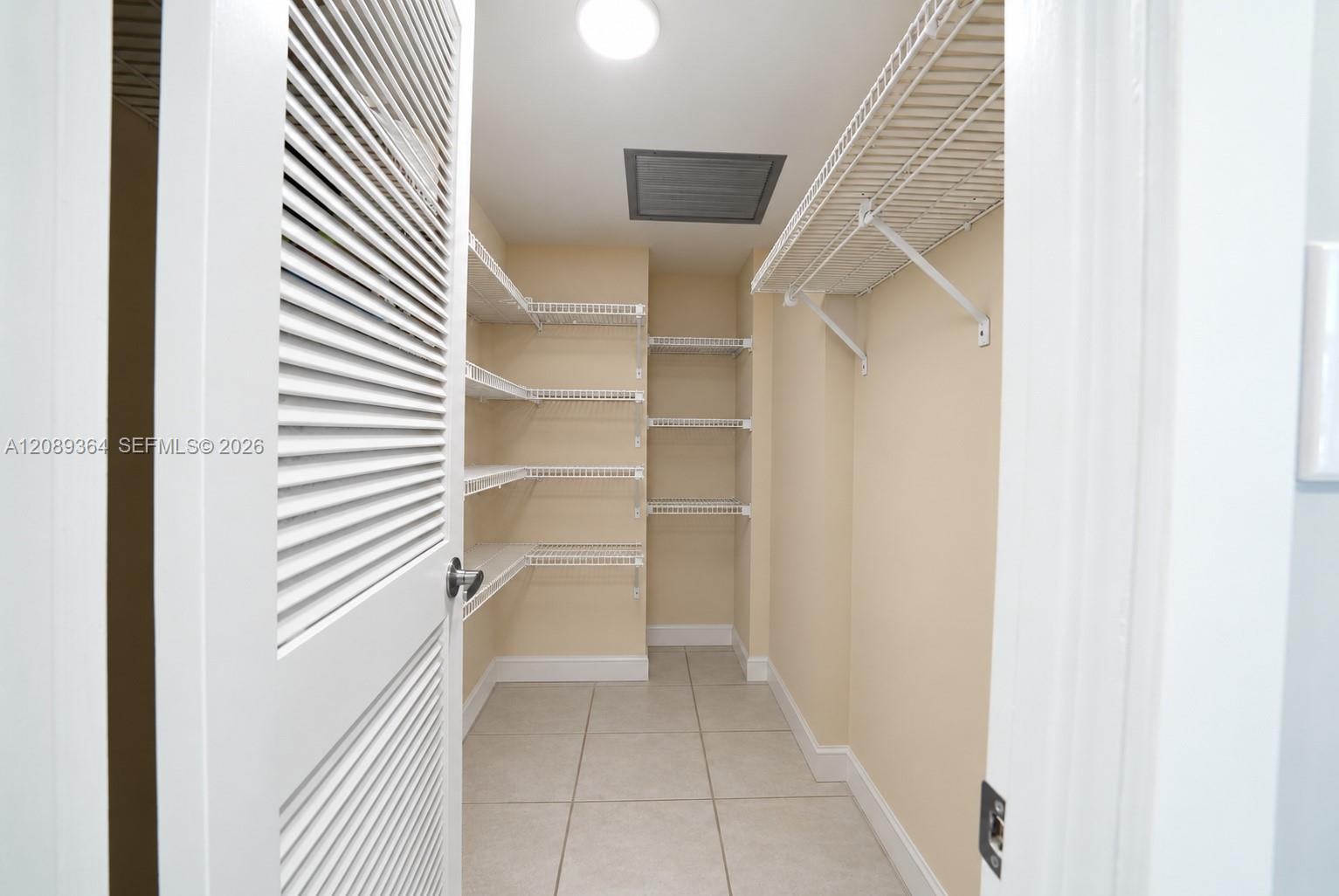 3161 S Ocean Drive 1106 Property Photo 22