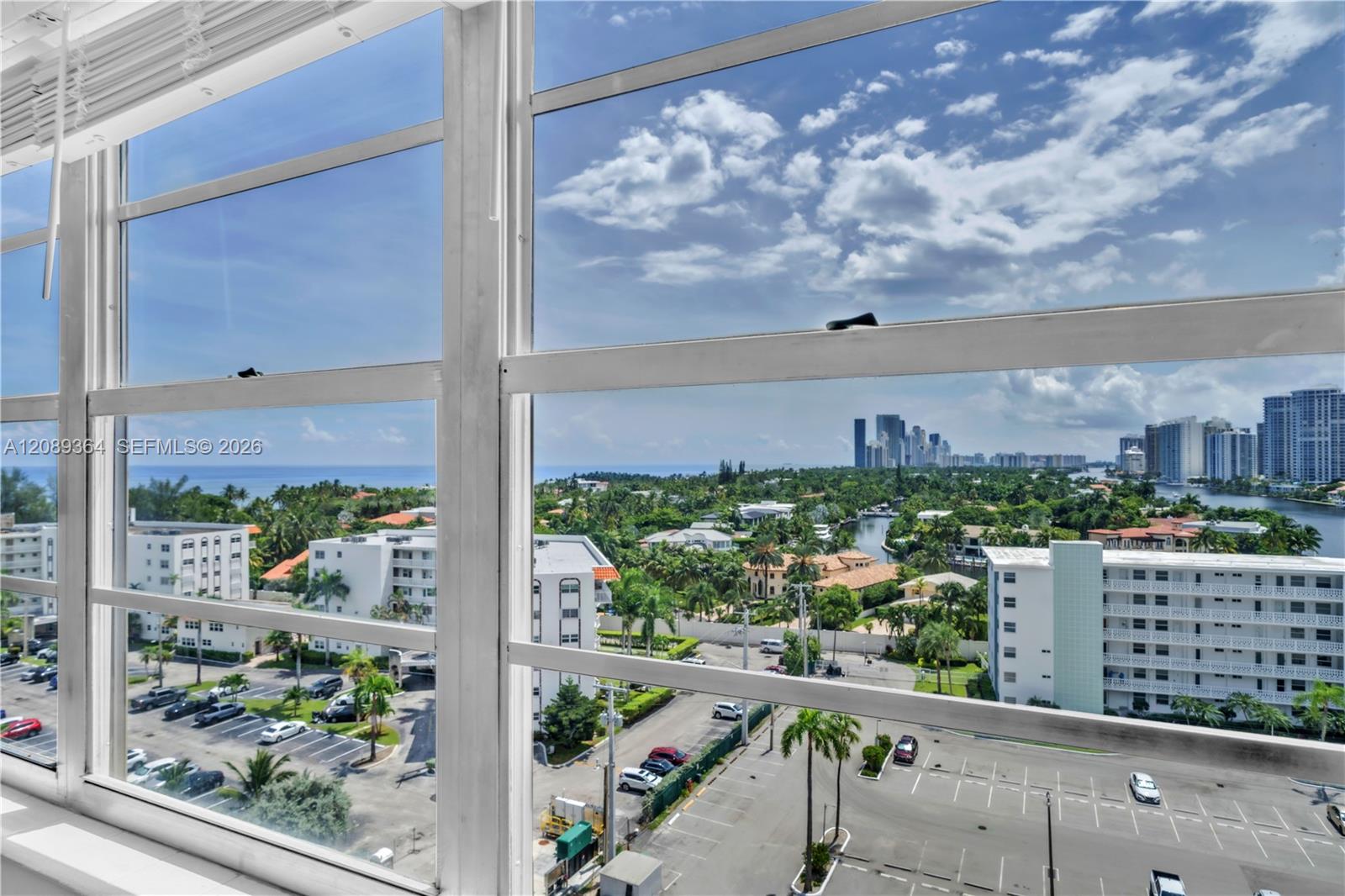 3161 S Ocean Drive 1106 Property Photo 28