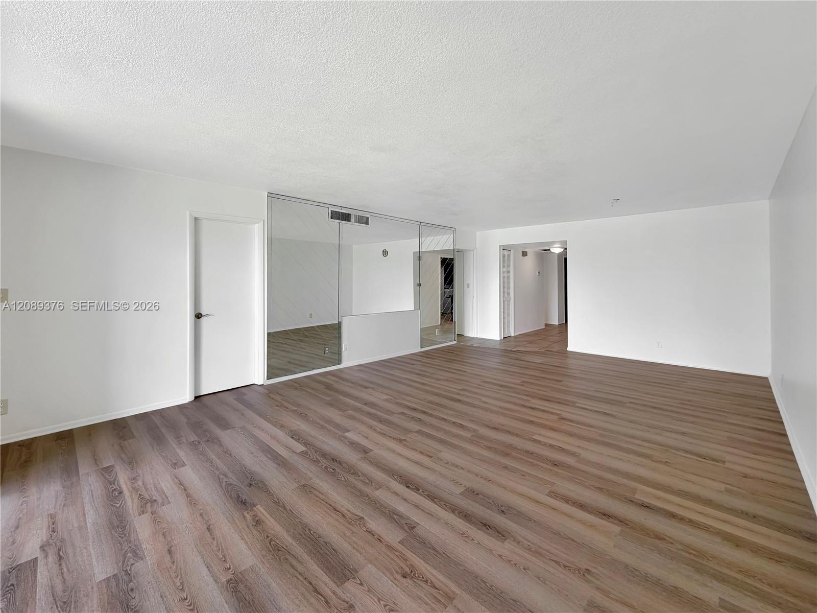 A12089376 Property Photo 7