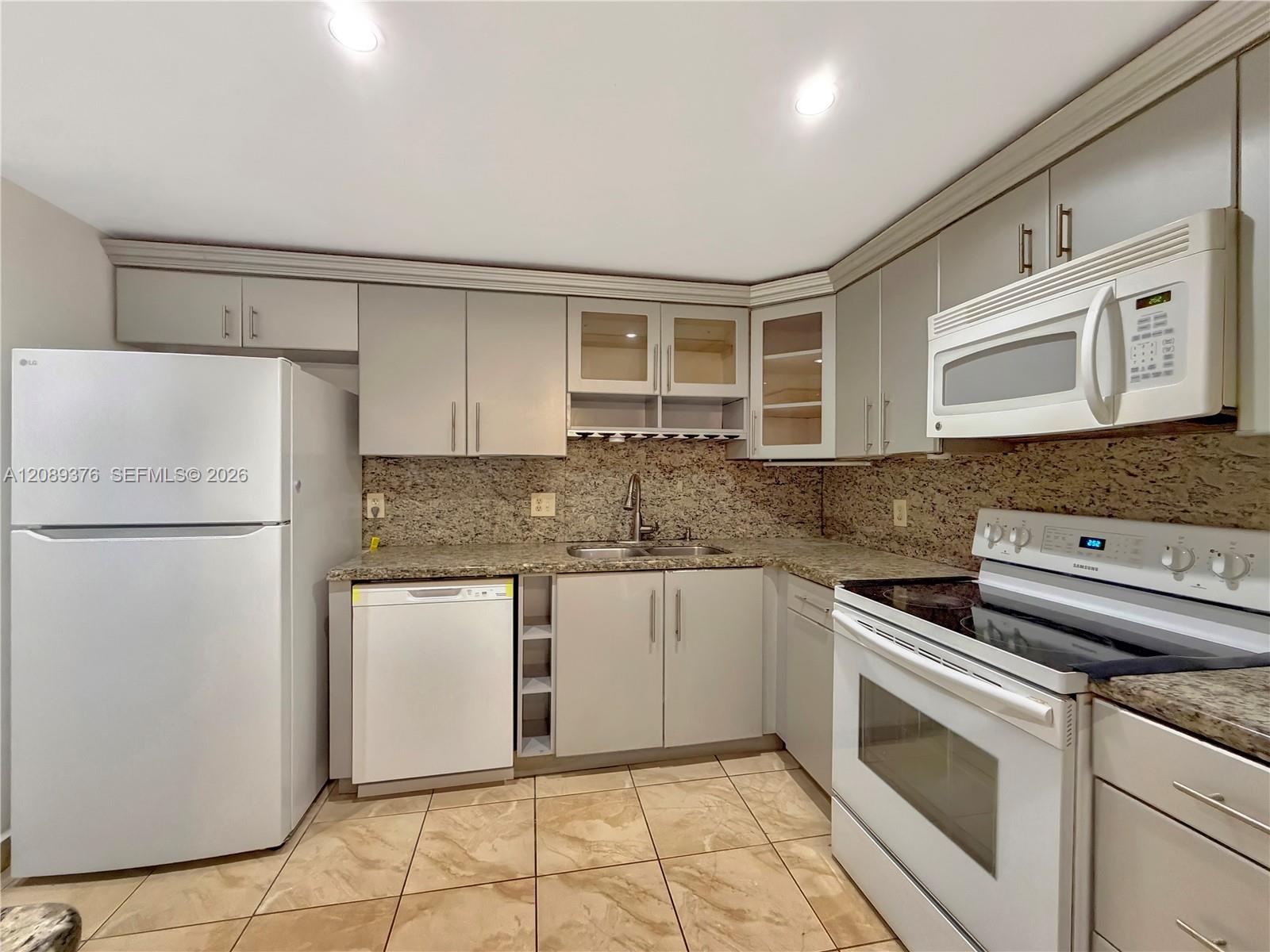 A12089376 Property Photo 10