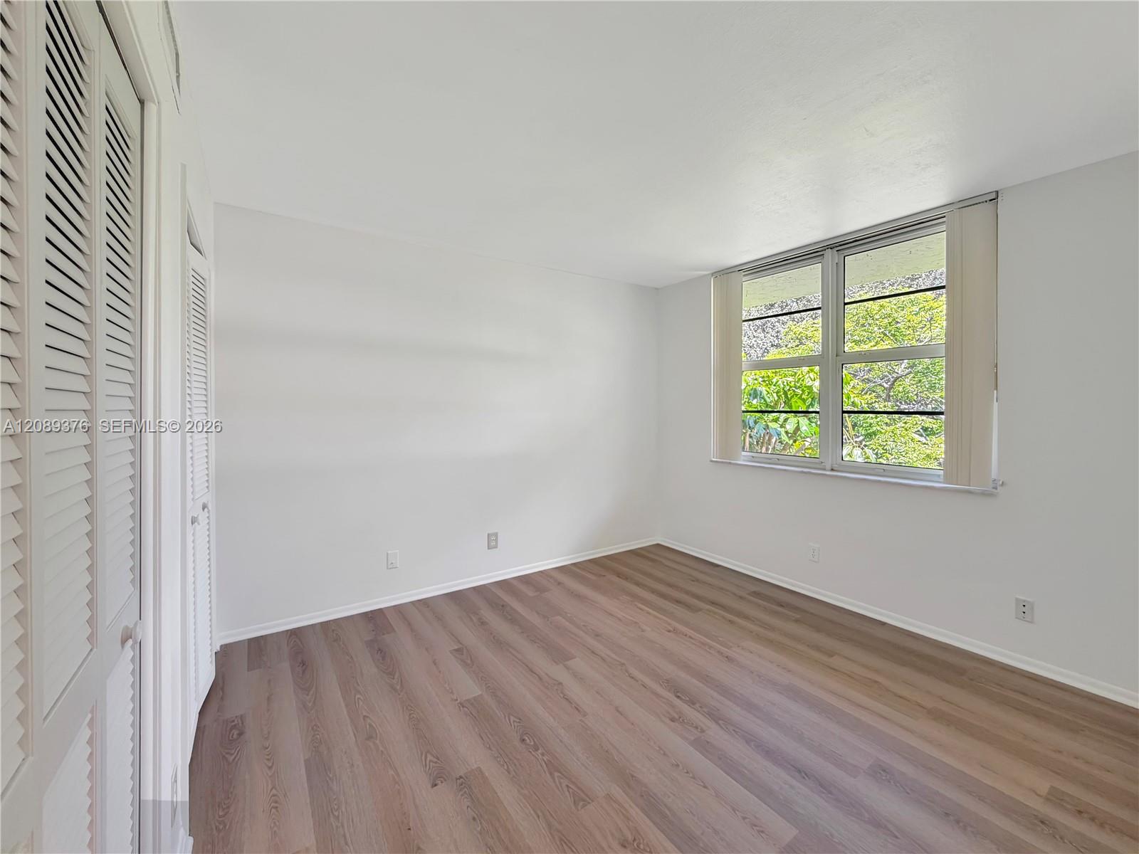 A12089376 Property Photo 19