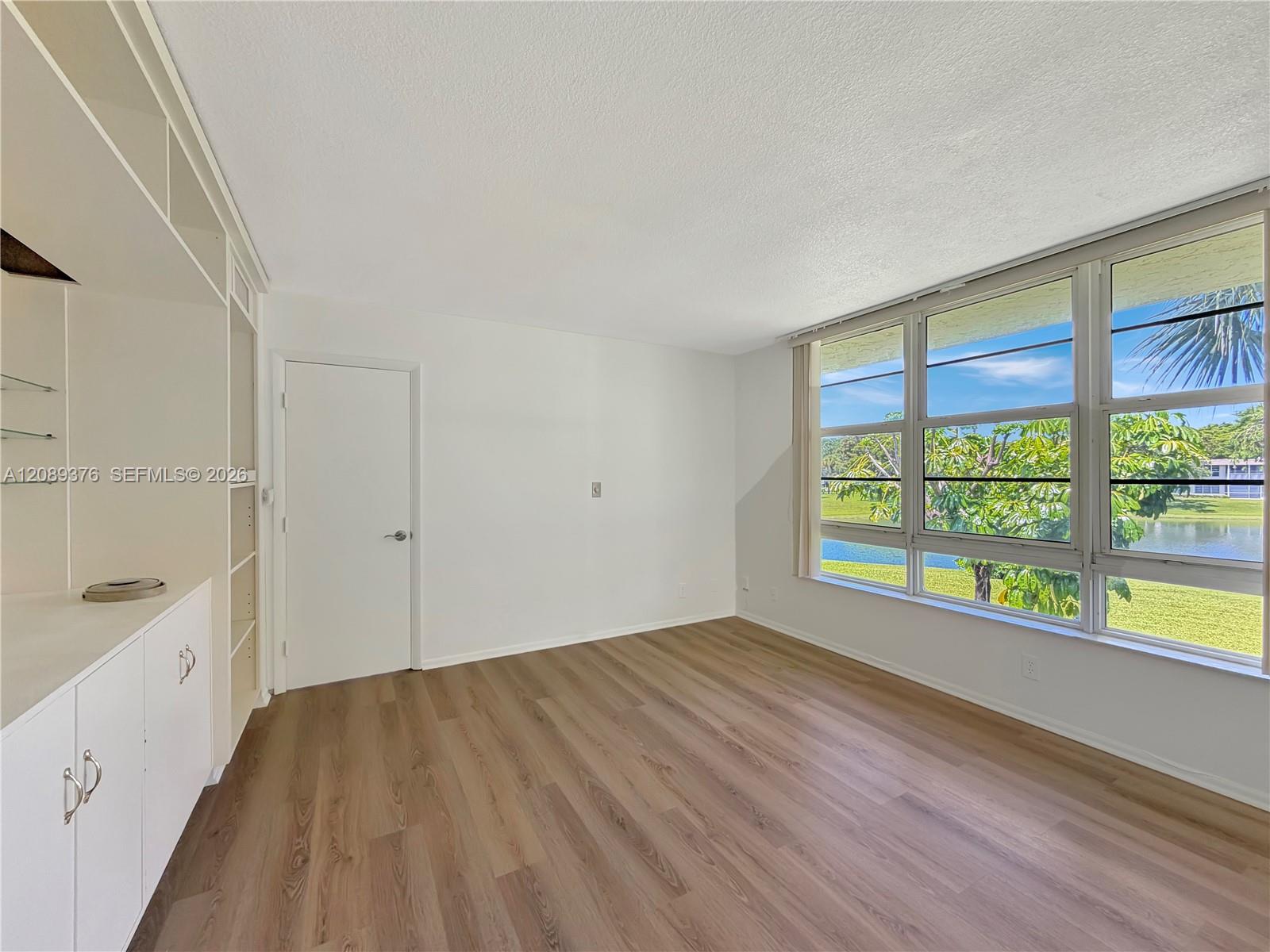 A12089376 Property Photo 21