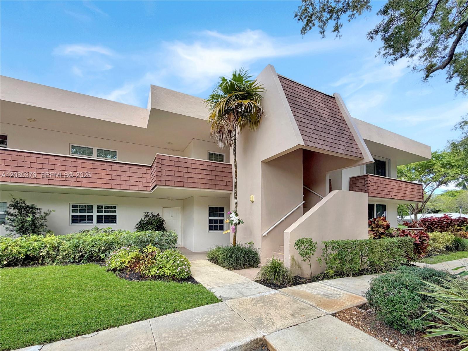A12089376 Property Photo 35