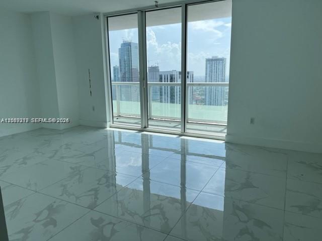 50 Biscayne Boulevard 4409 Property Photo 7
