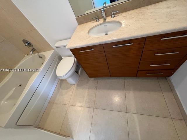 50 Biscayne Boulevard 4409 Property Photo 11
