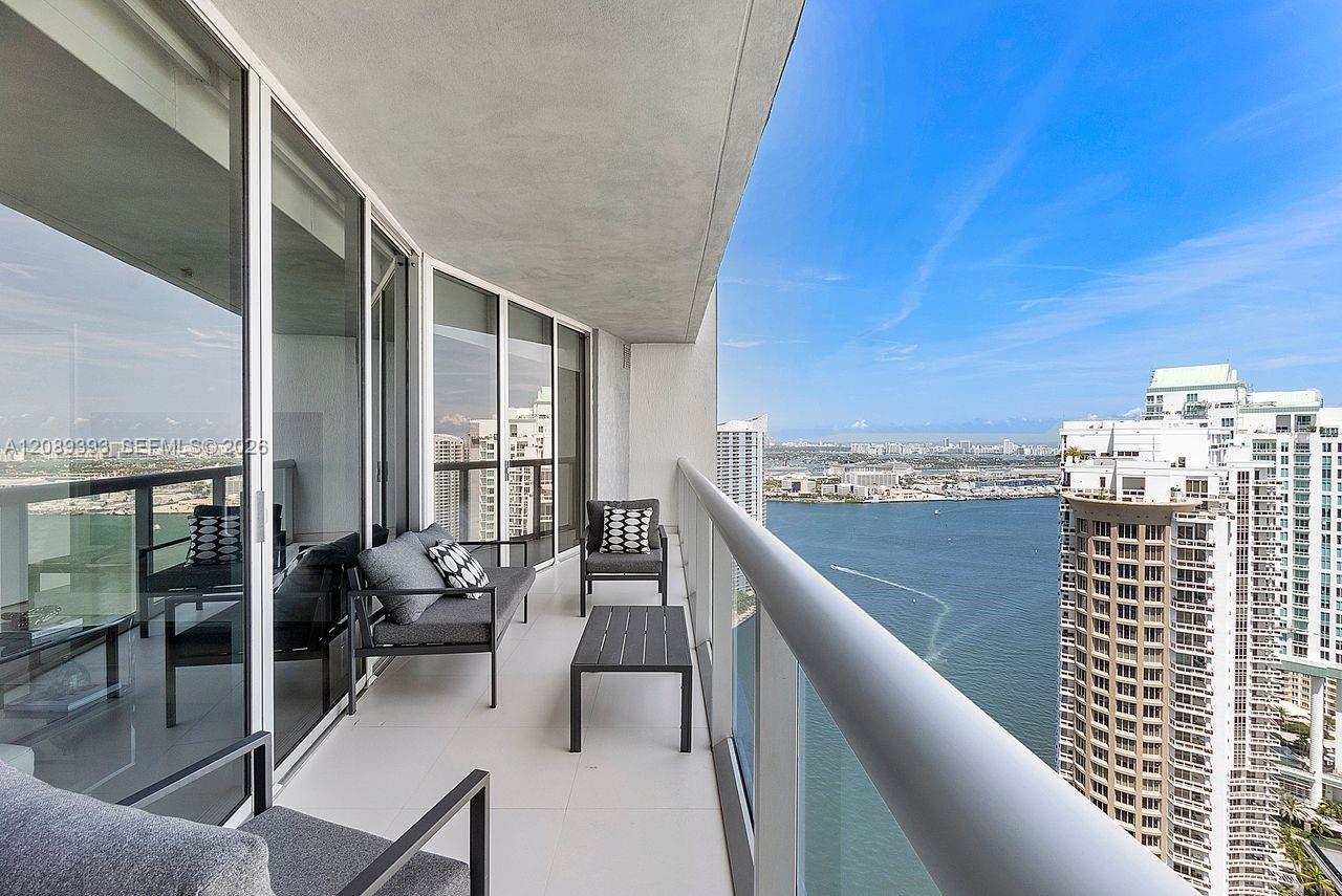 465 Brickell Avenue 3905 Property Photo 13