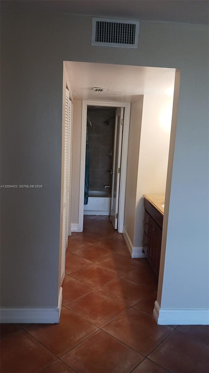 8335 Sw 152nd Avenue B-310 Property Photo 6