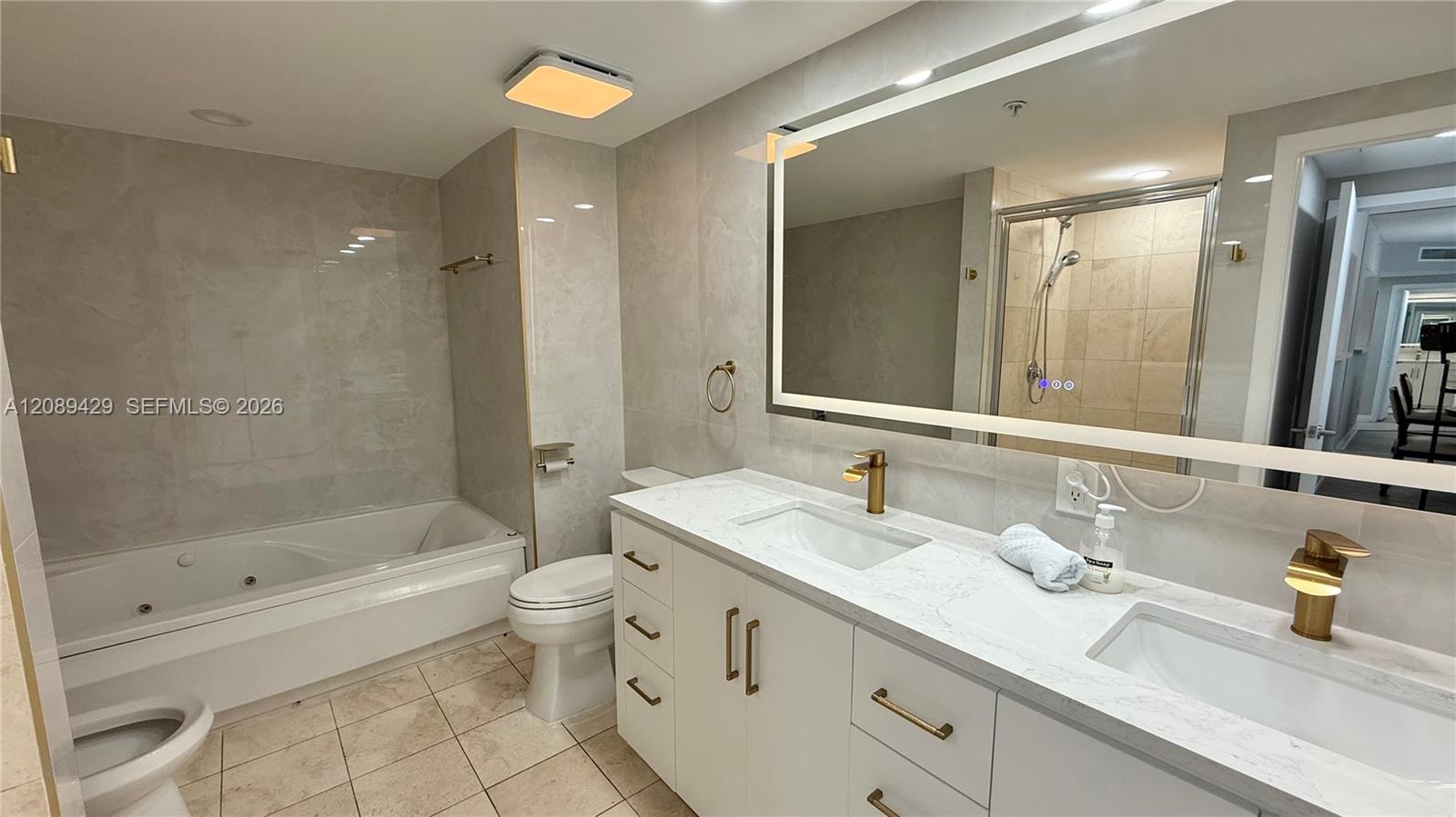 A12089429 Property Photo 27