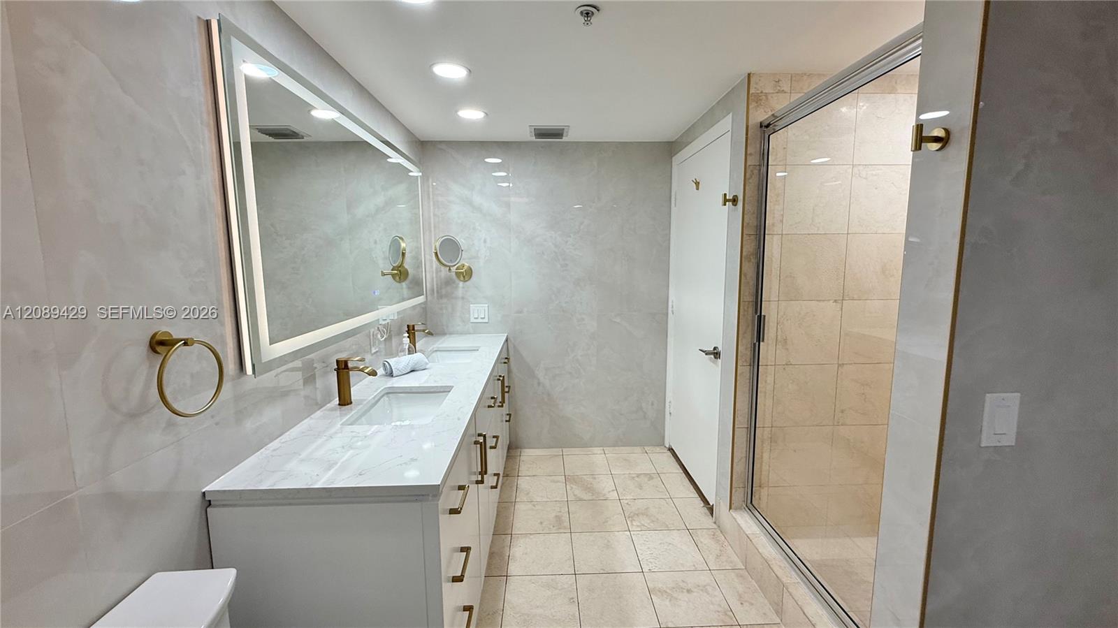 A12089429 Property Photo 30