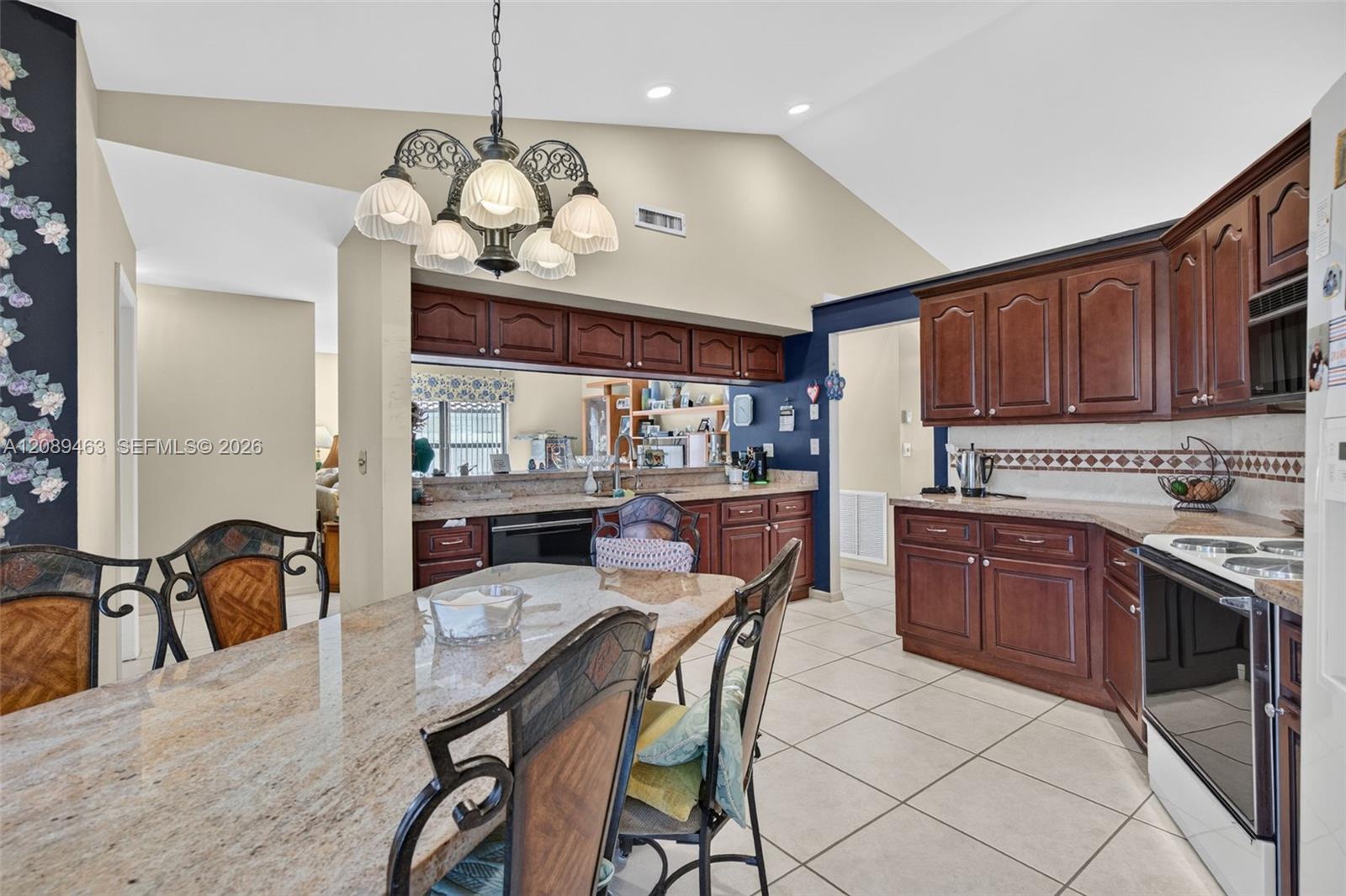 14481 Hickory Court Property Photo 16