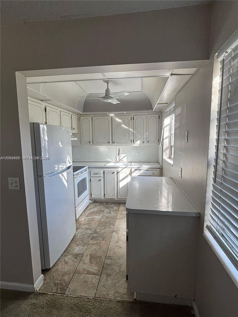 179 Canterbury H Property Photo 1