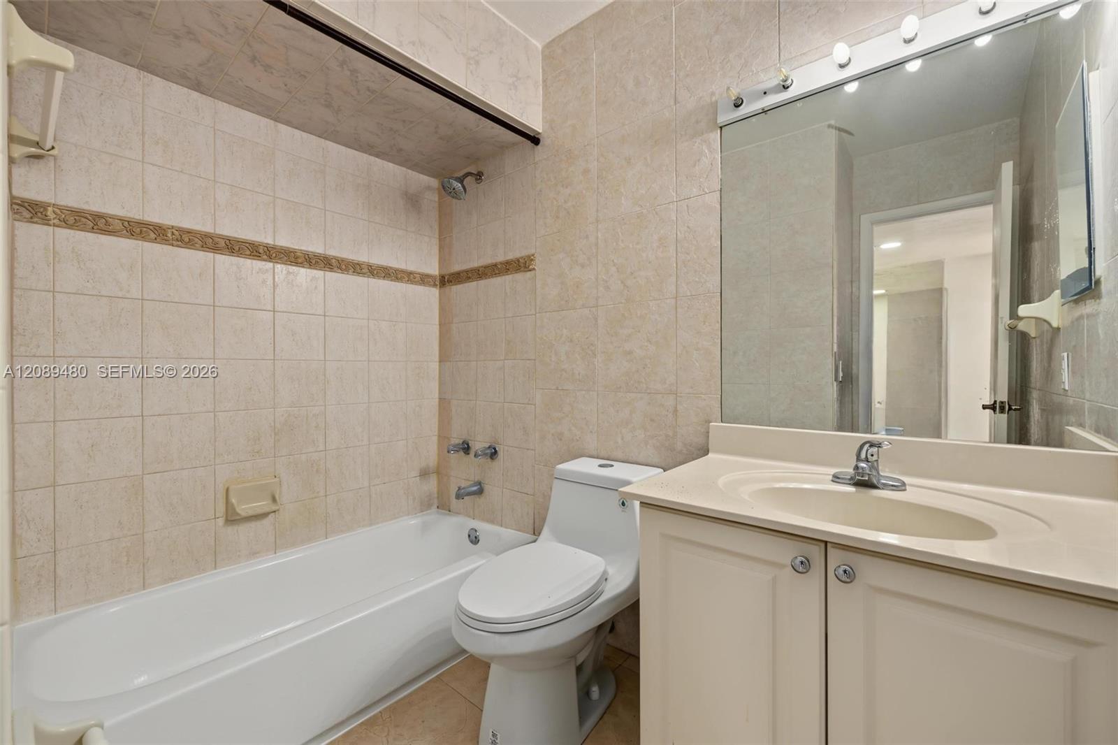 7205 W 3rd Avenue Property Photo 18