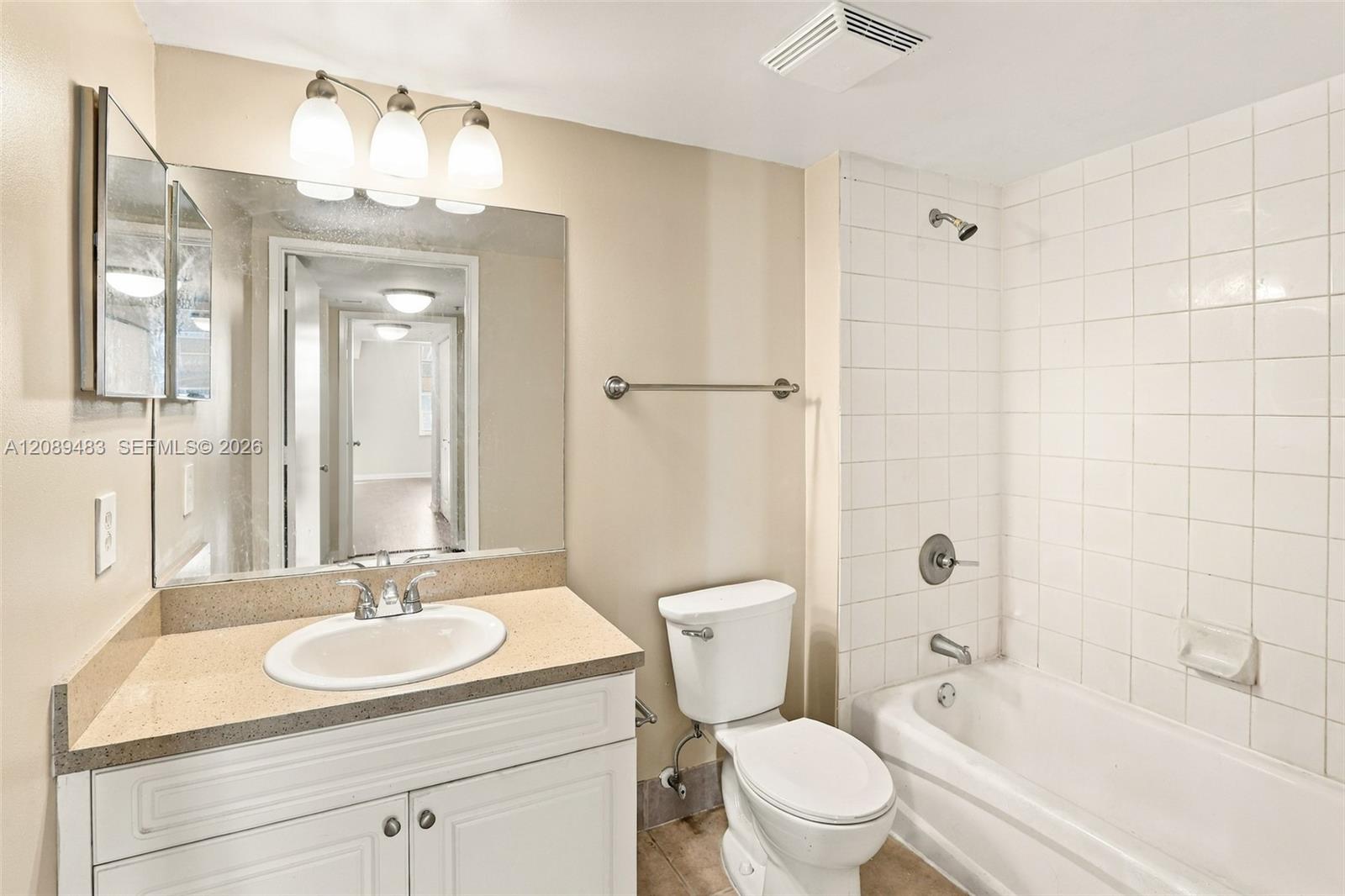520 Se 5th Avenue 1605 Property Photo 40