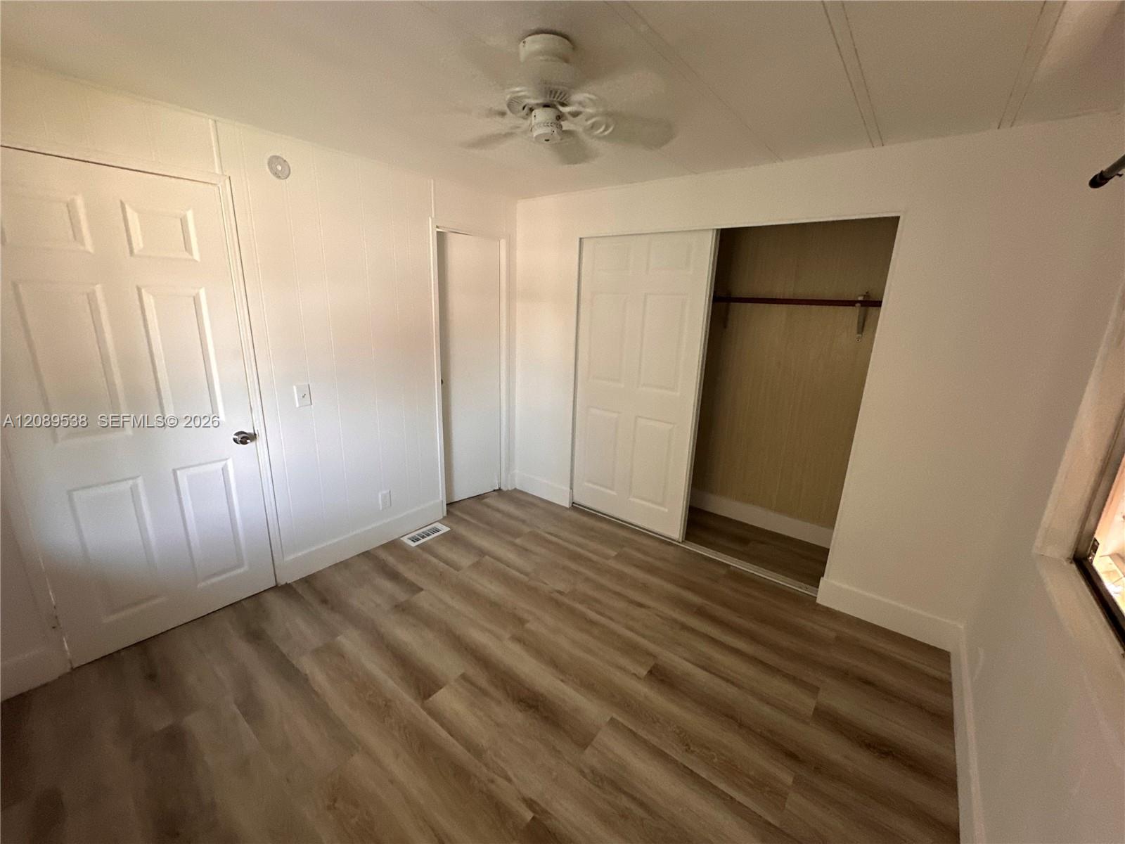2957 Sw 54th Street Property Photo 4
