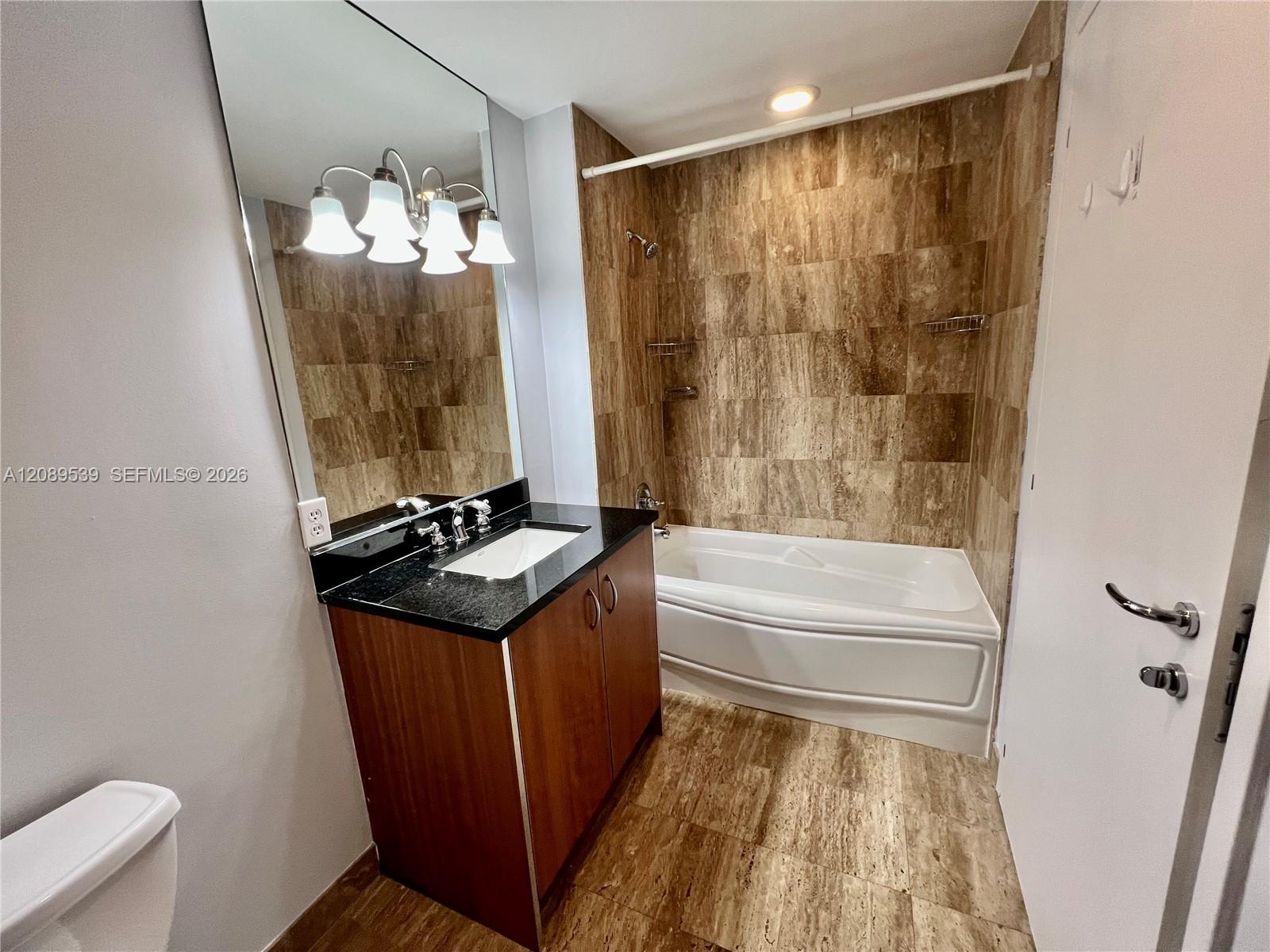 300 S Biscayne Boulevard 2705 Property Photo 9