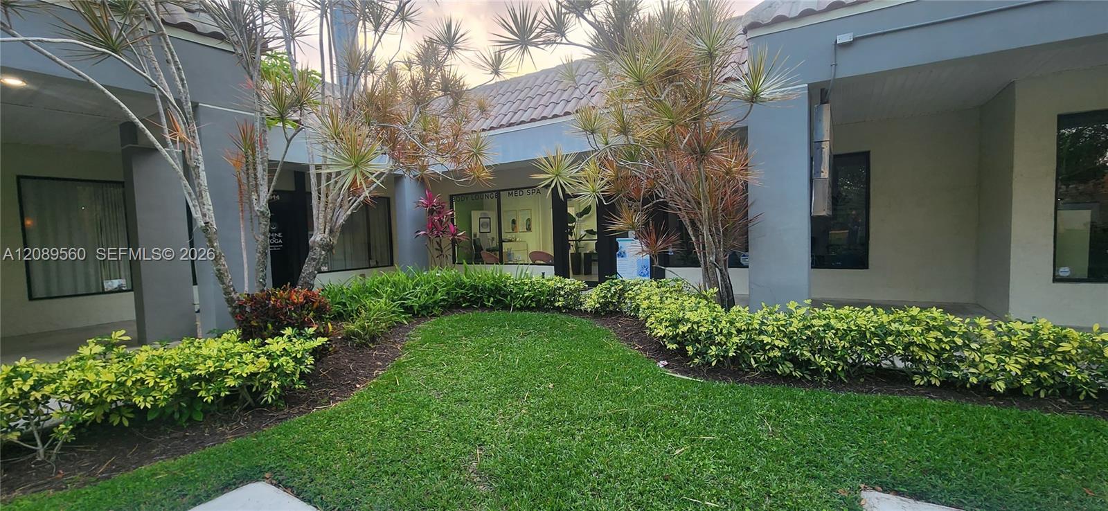 A12089560 Property Photo 15