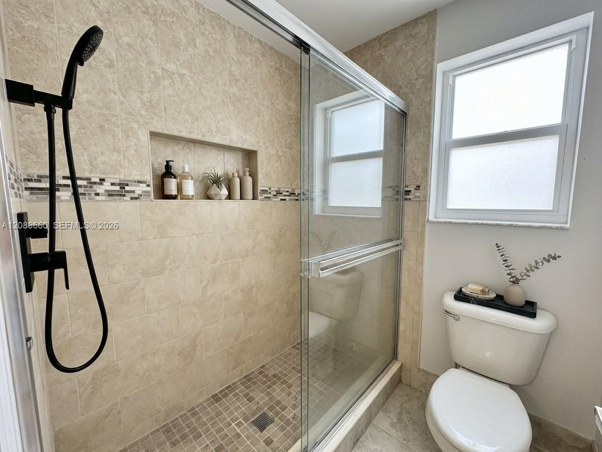 811 Nw 155th Terrace Property Photo 18